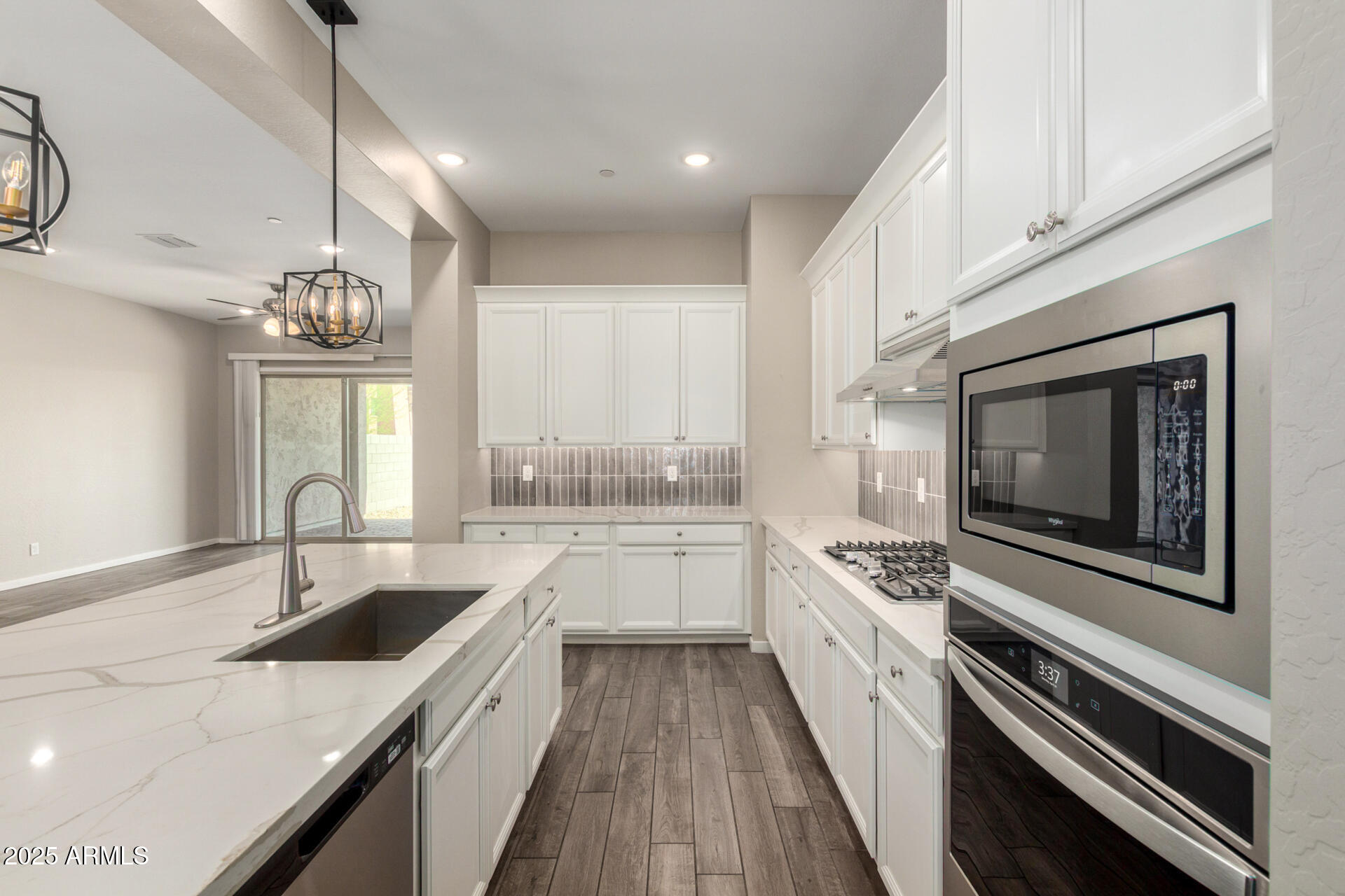 14045 W DESERT FLOWER Drive