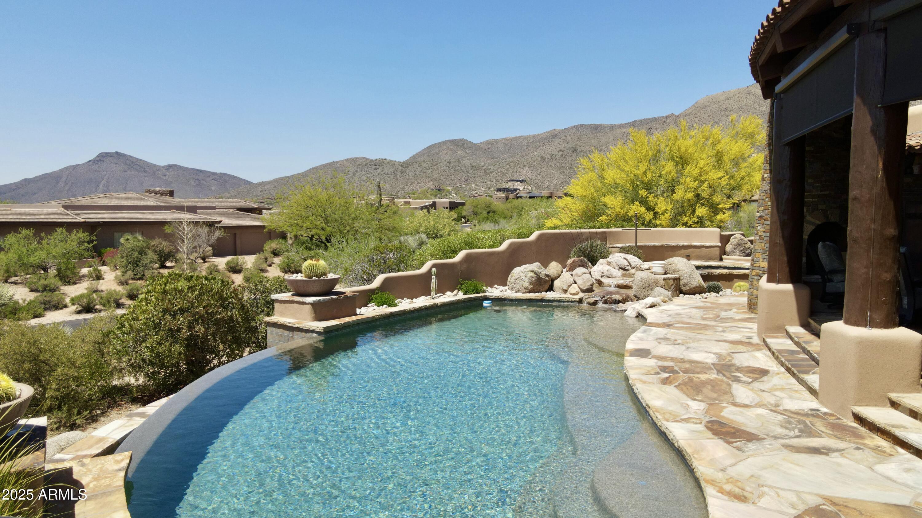 11105 E TAMARISK Way