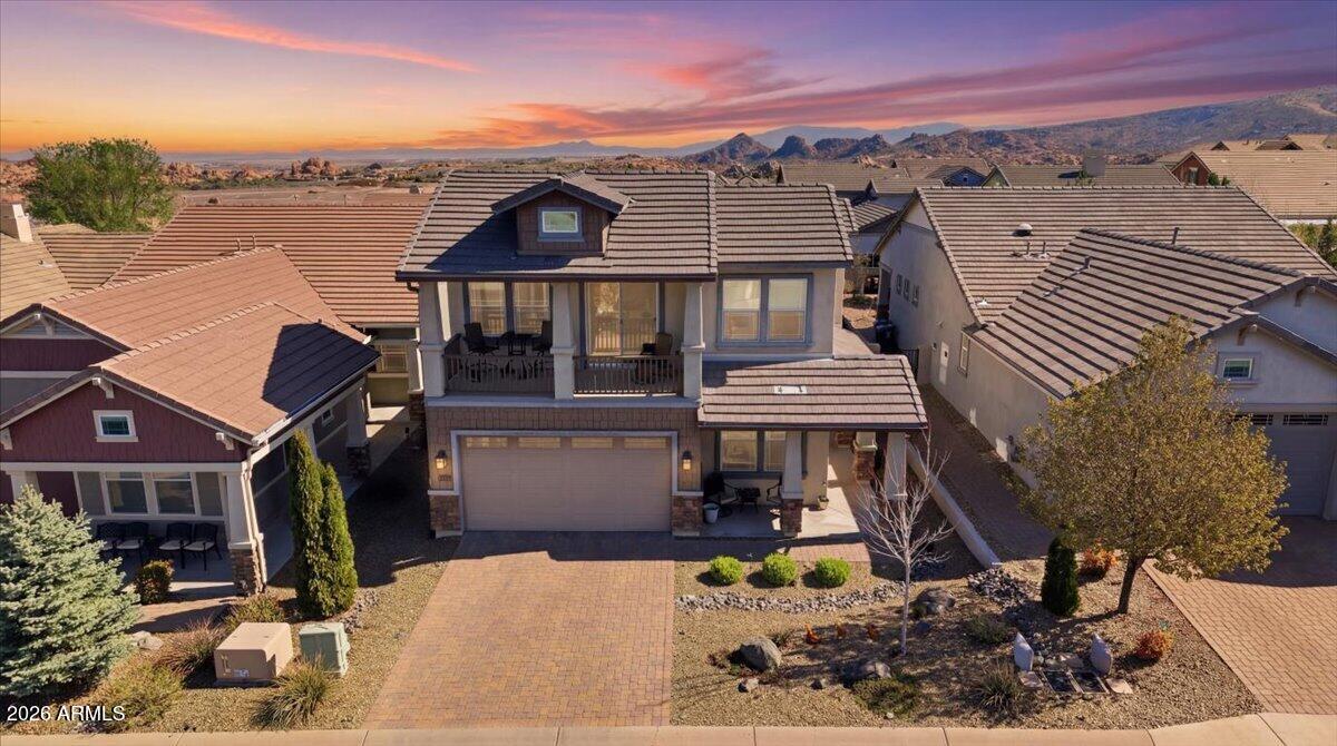 2212 E Calgary Drive