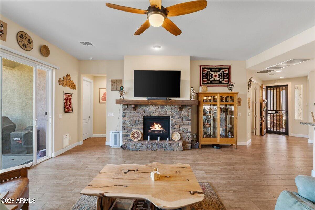 FALCON POINT AT PRESCOTT LAKES - Residential