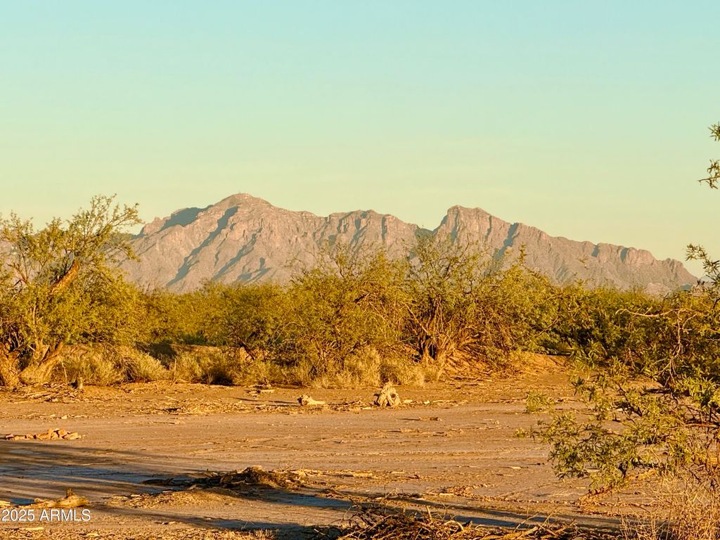 Photo of Tbd Silver Bell Rd Lot #1 4.67 Acr, Casa Grande, AZ 85193 (MLS # 6940276)
