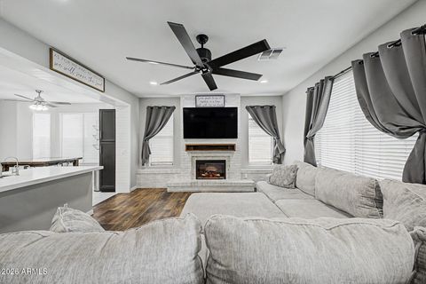 8636 W CINNABAR Avenue Peoria AZ 85345