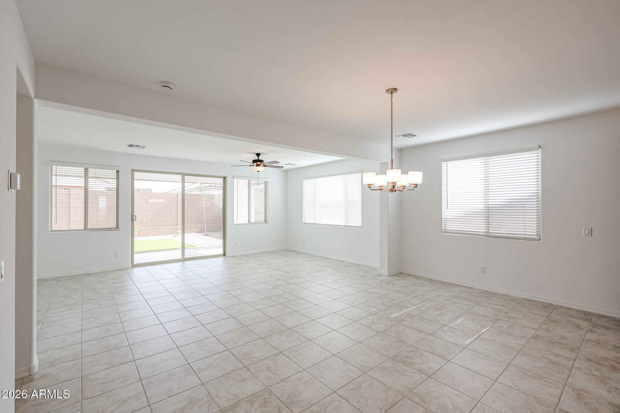14752 W SMOKETREE Drive