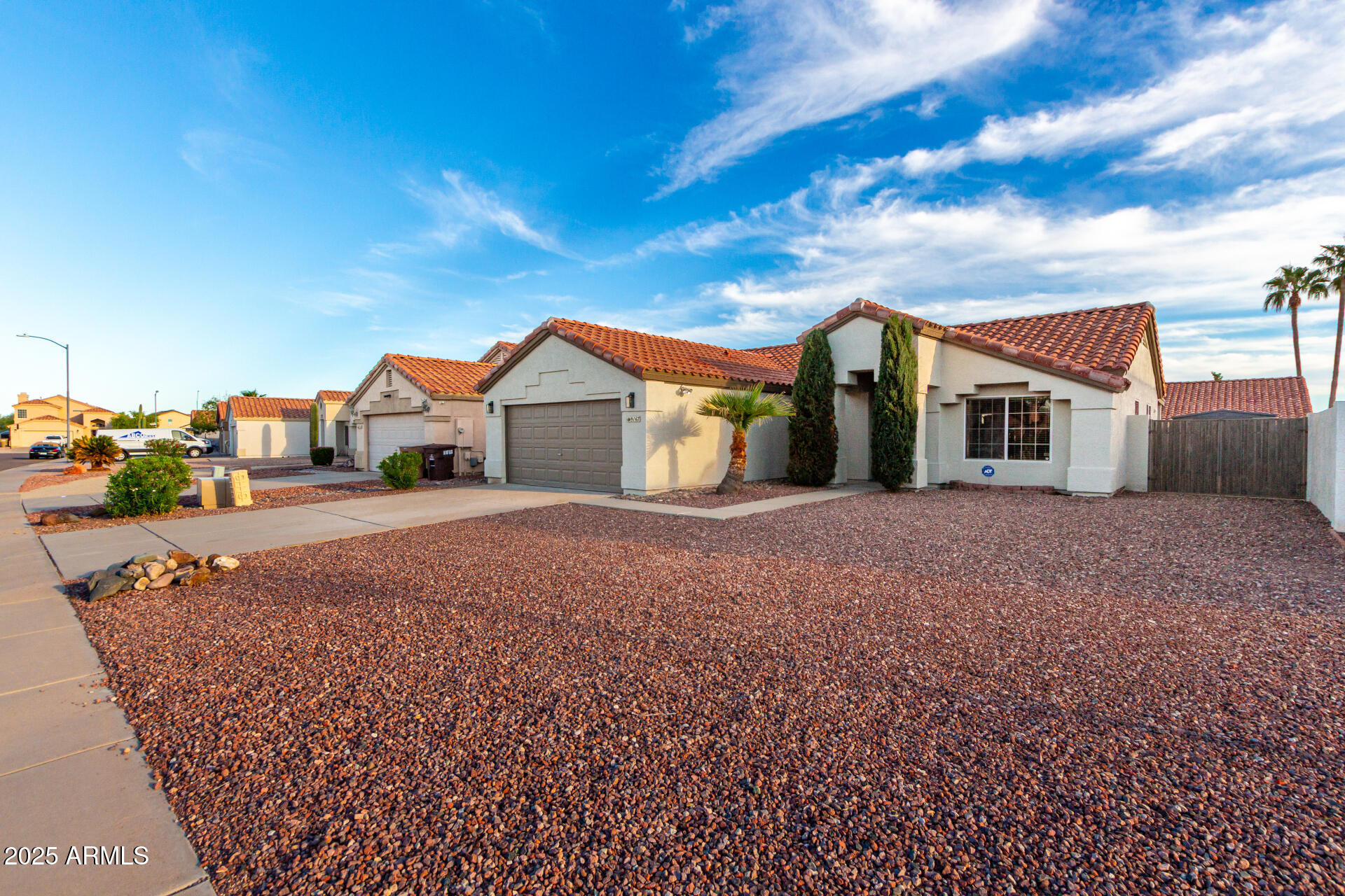 9167 W MICHELLE Drive