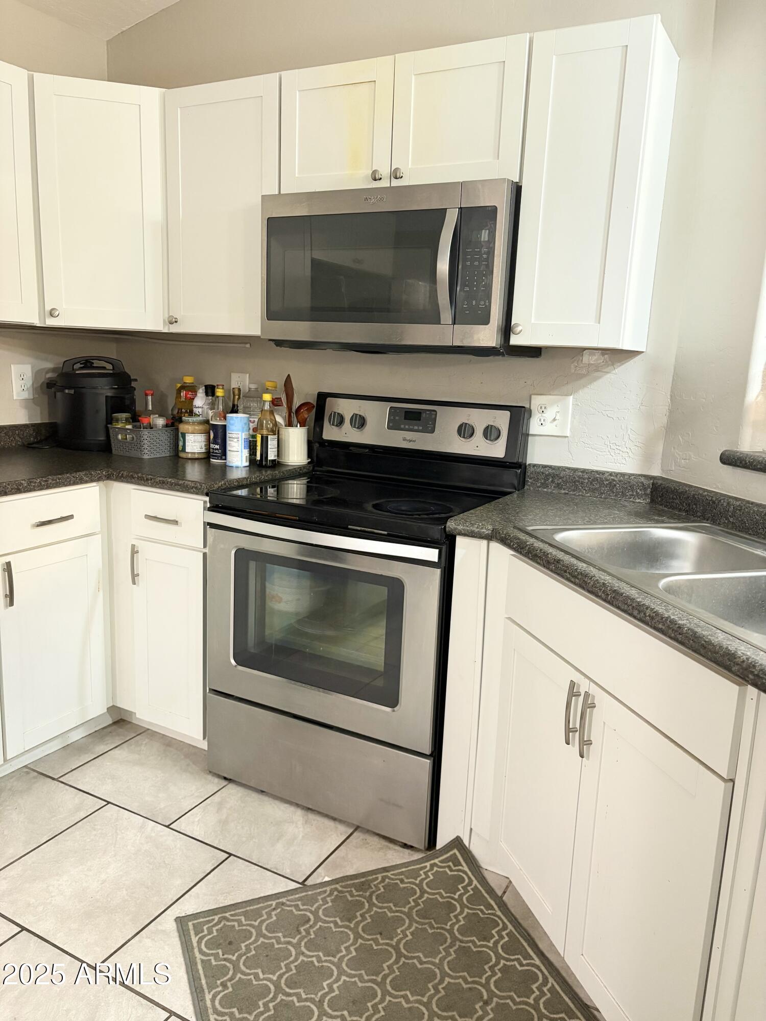 Homes 2 5620 S 42ND Street