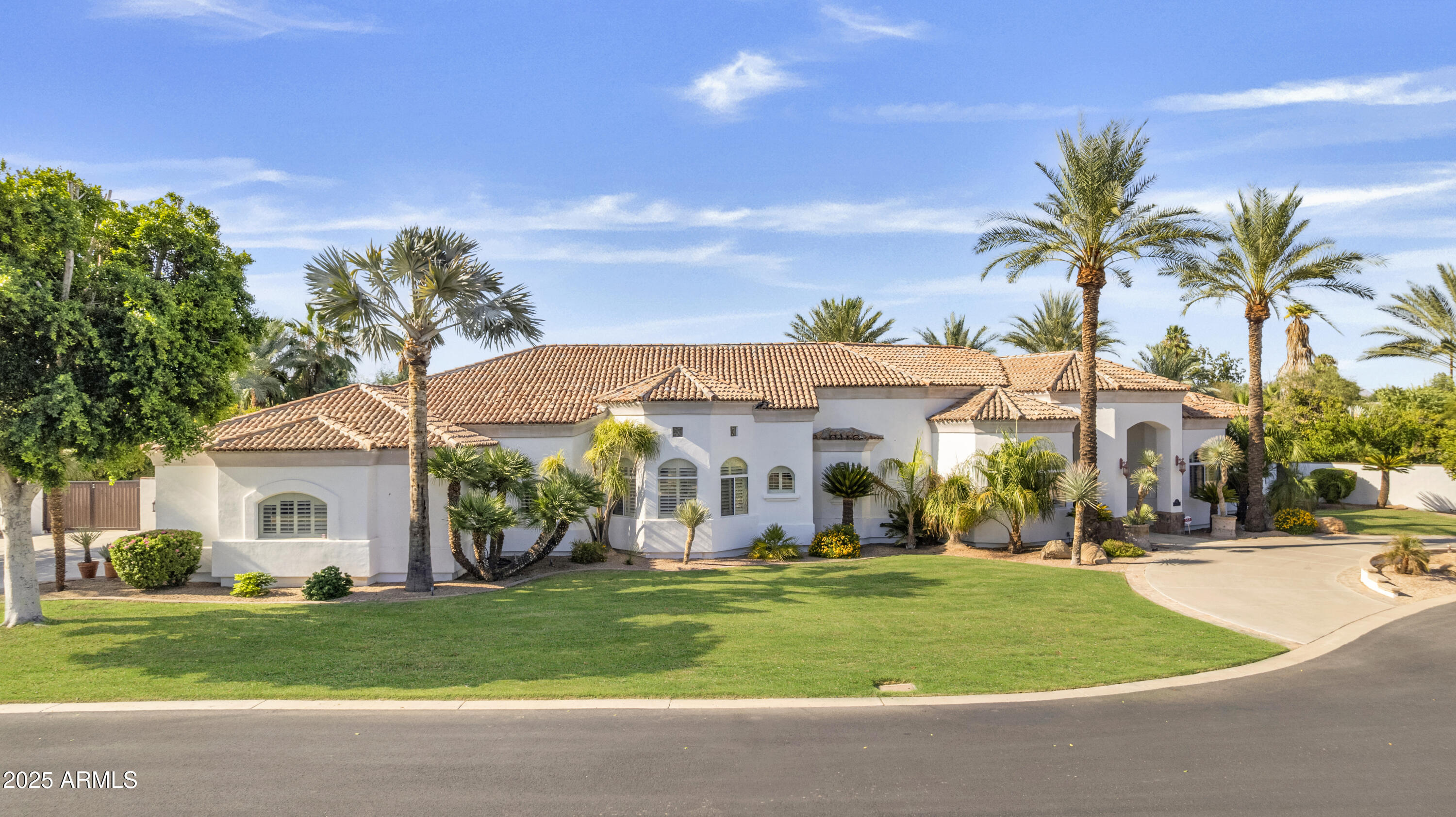 2222 N VAL VISTA Drive 3