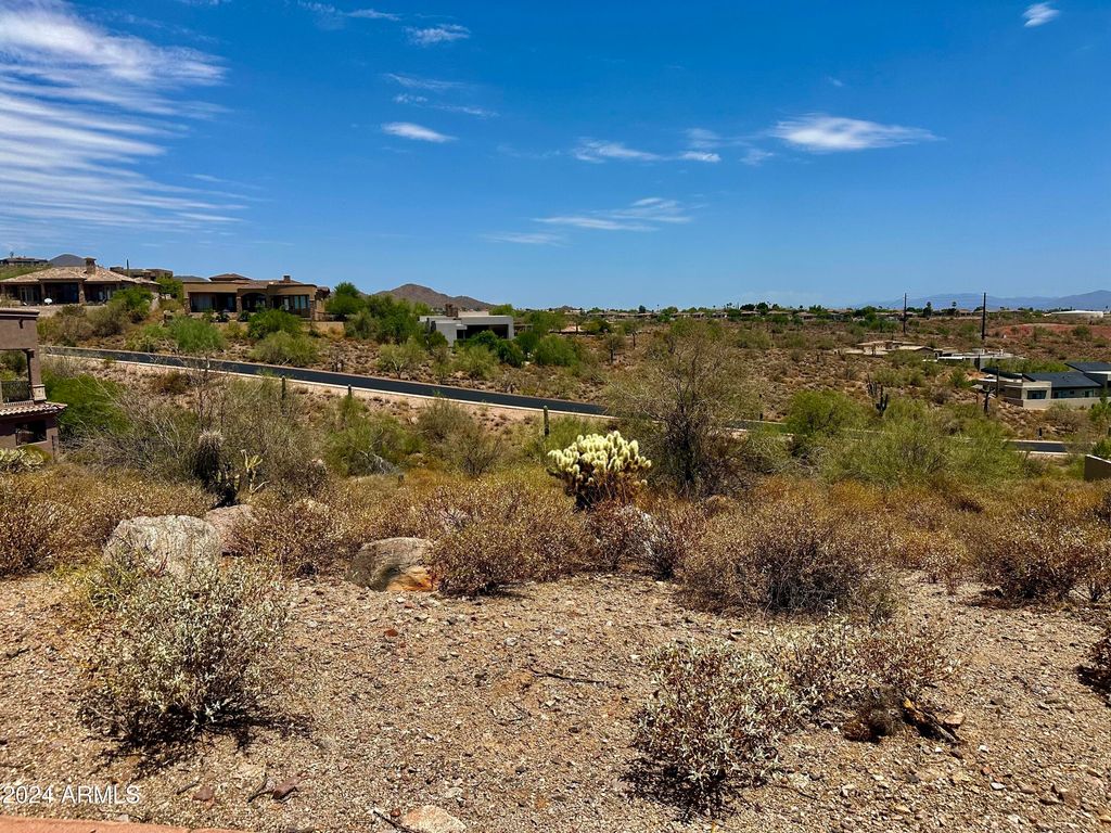 Photo of 10043 N Palisades Boulevard #10, Fountain Hills, AZ 85268 (MLS # 6775353)