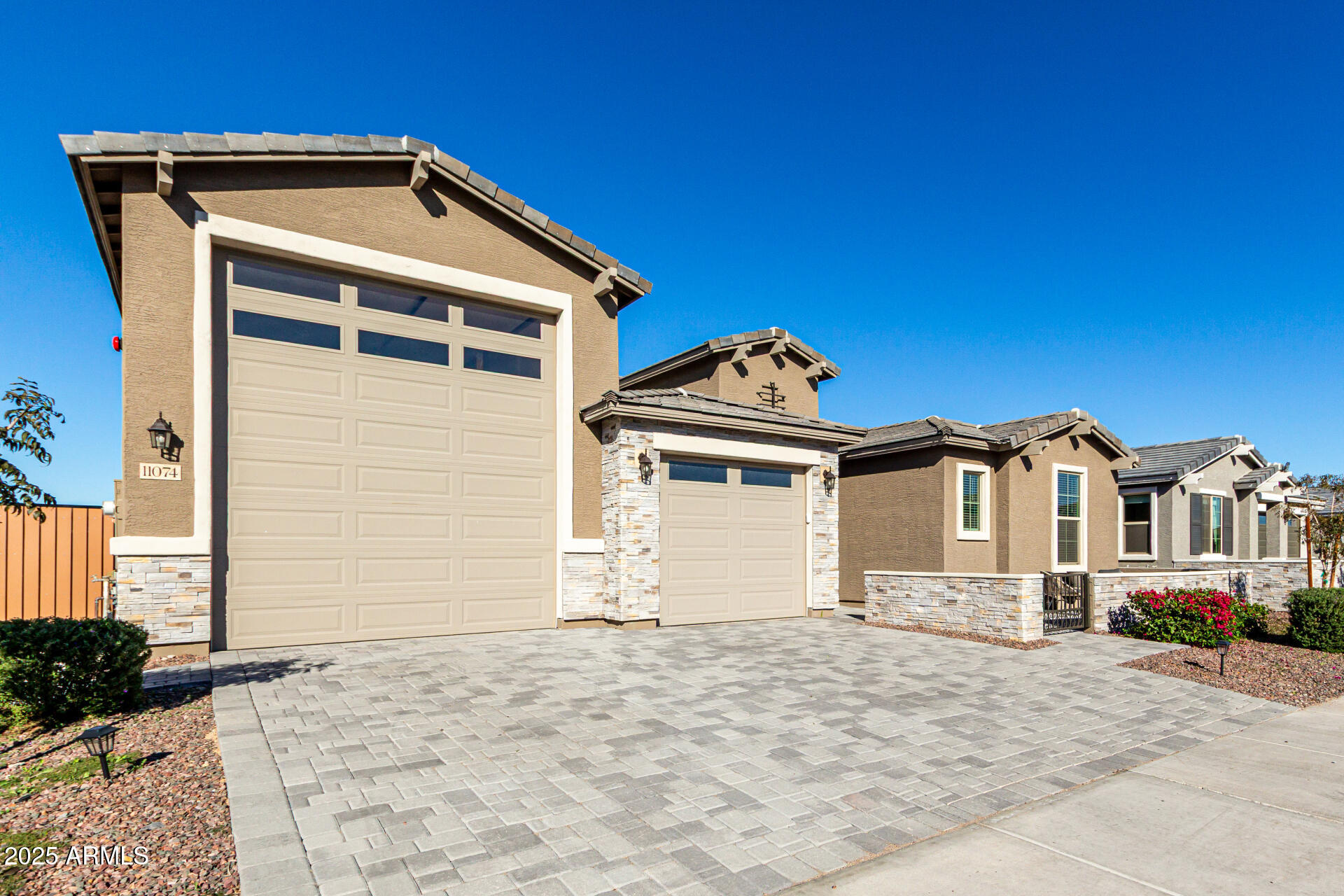 11074 W TONTO Street