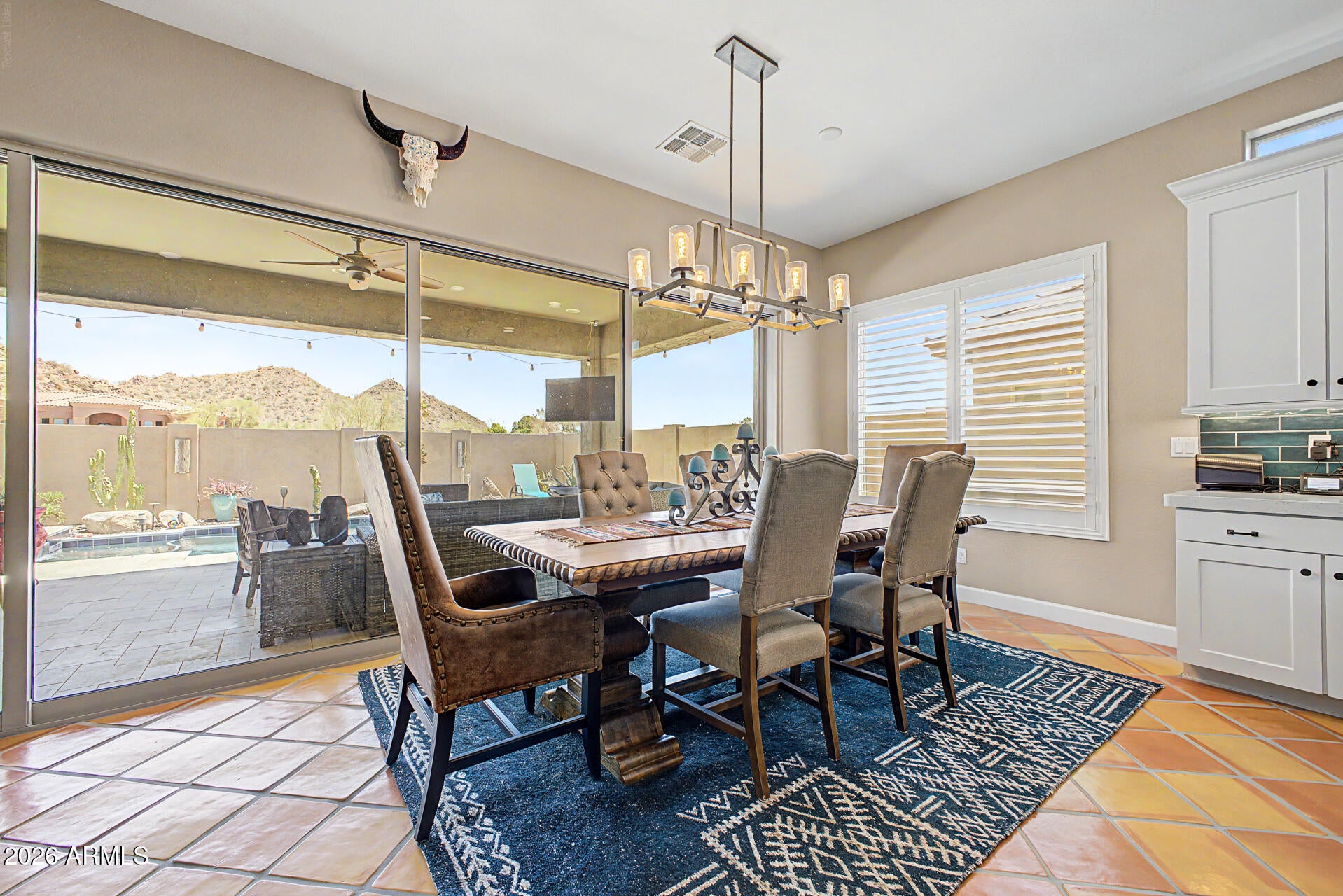 1735 N HARPER --