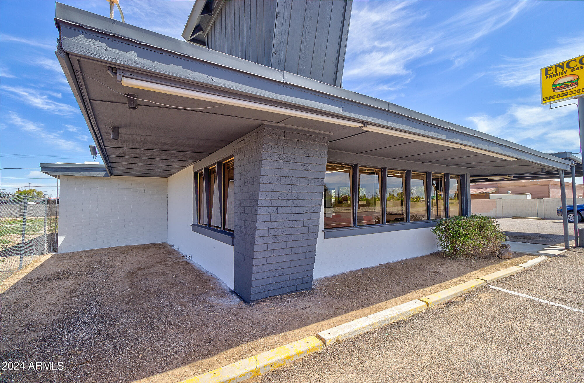 310 W FRONTIER Street