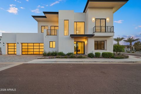 Photo of 100 W Northern Avenue #7, Phoenix, AZ 85021 (MLS # 7005002)