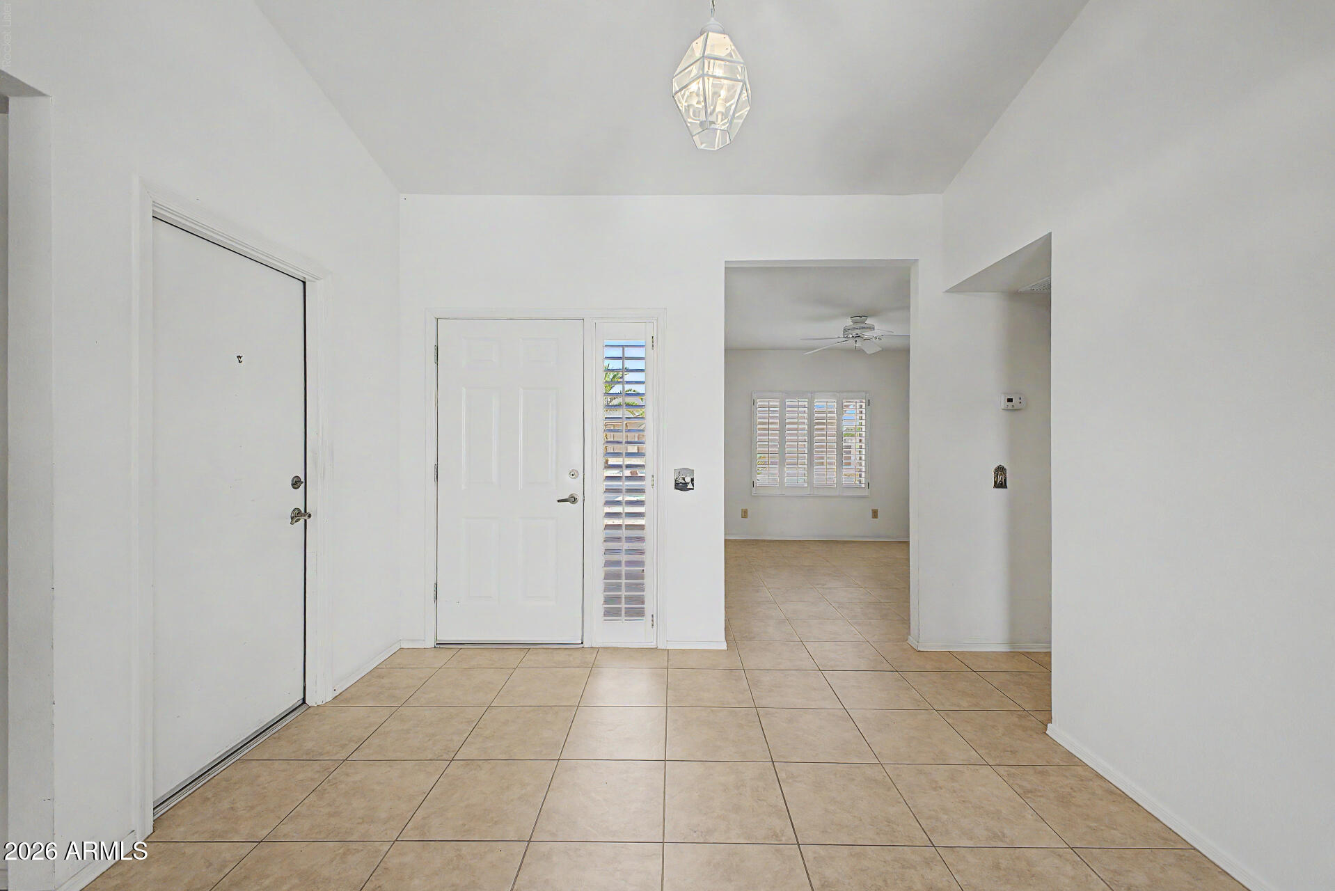 1521 E FIRESTONE Drive