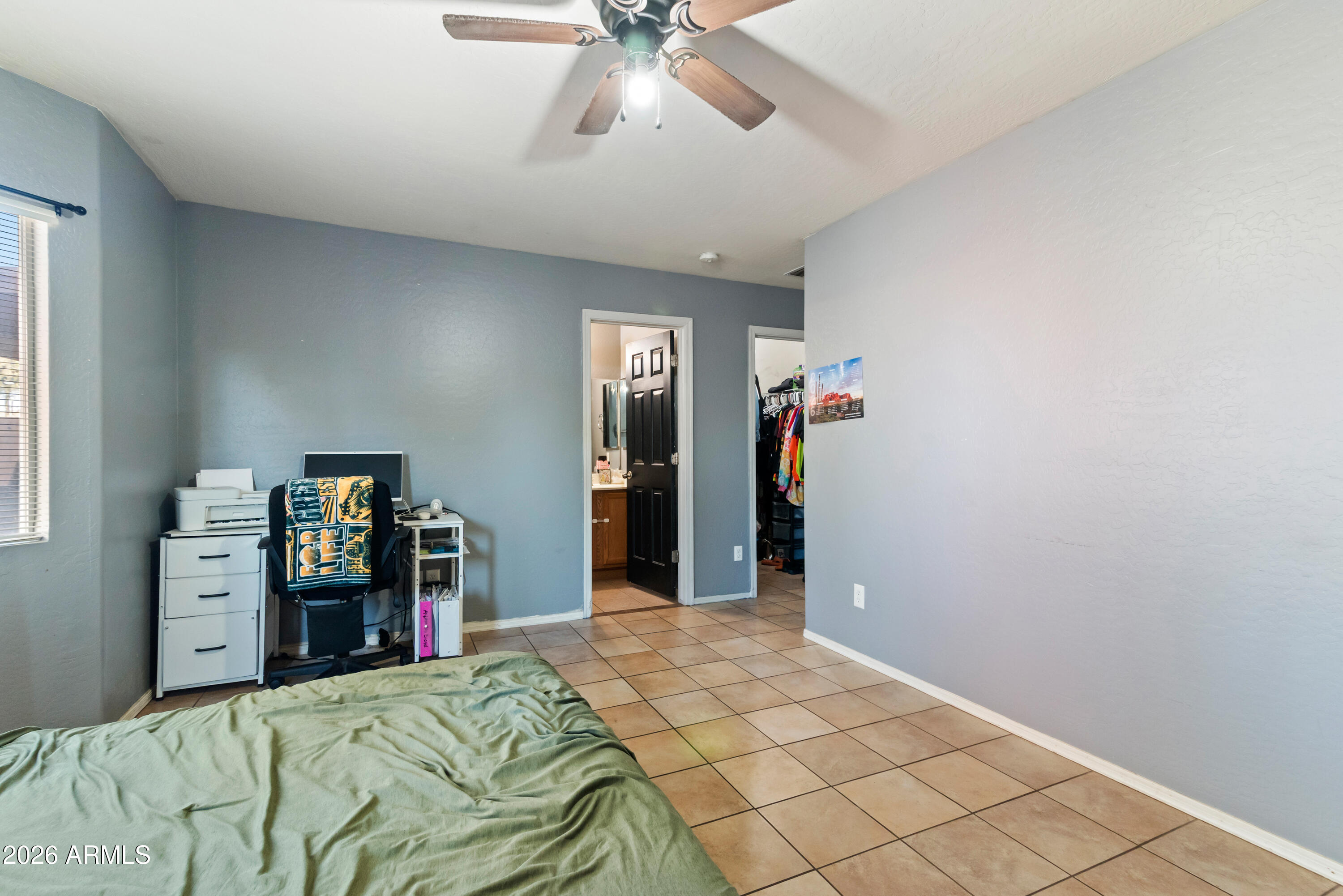 4984 E SILVERBELL Road