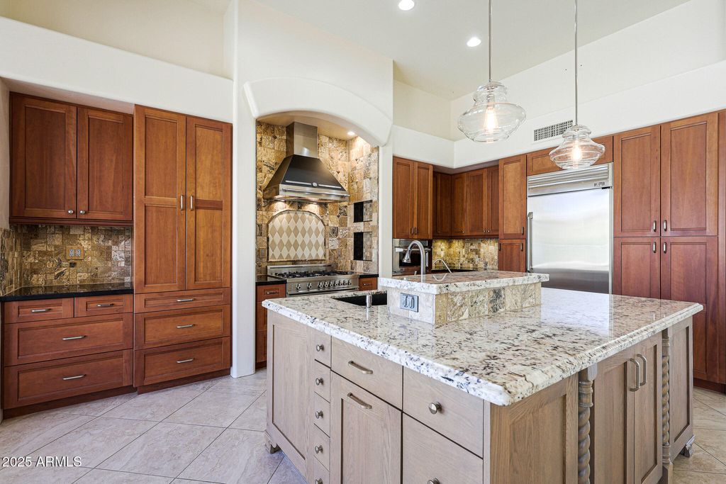 Photo of 11856 E Parkview Lane, Scottsdale, AZ 85255 (MLS # 6858186)