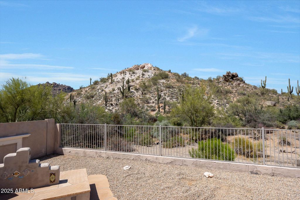 Photo of 11856 E Parkview Lane, Scottsdale, AZ 85255 (MLS # 6858186)