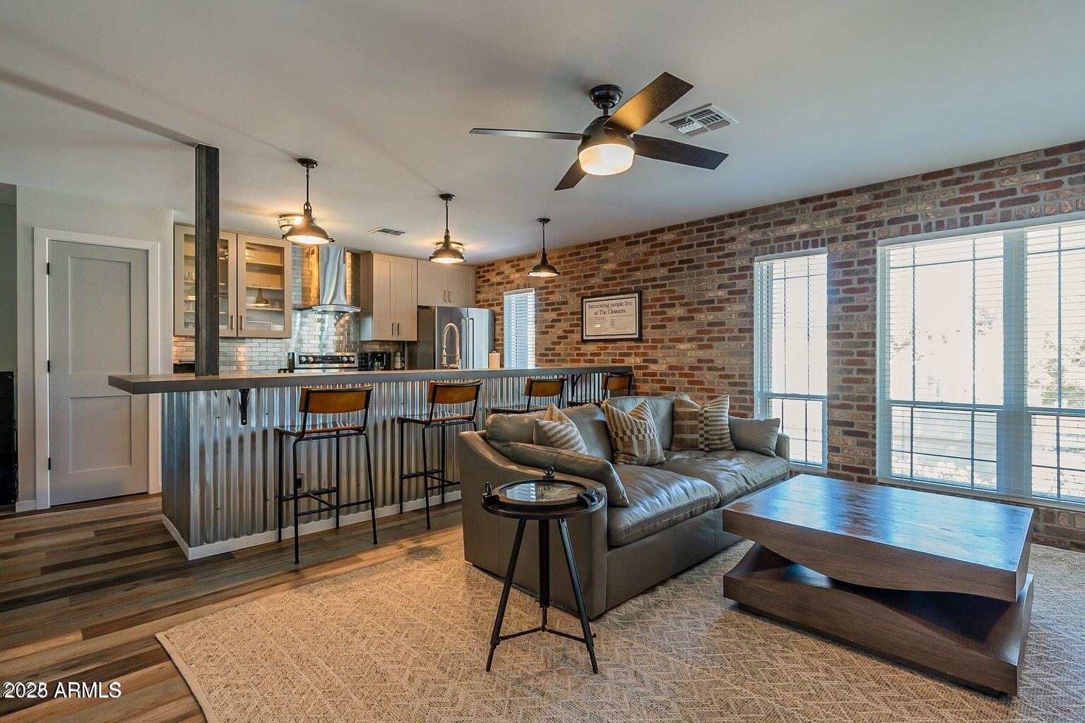 5223 N 24TH Street 206