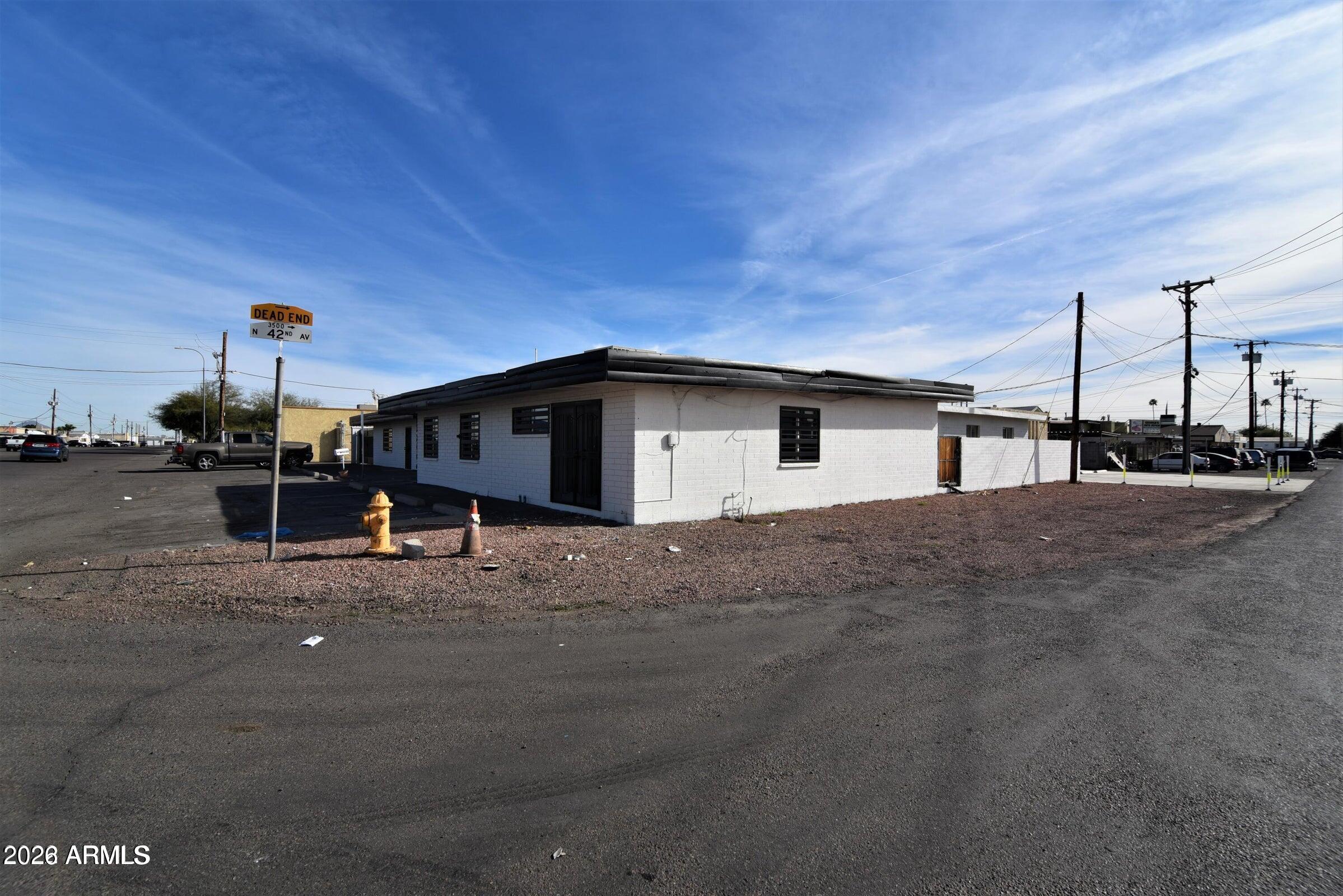 4155 W WHITTON Avenue