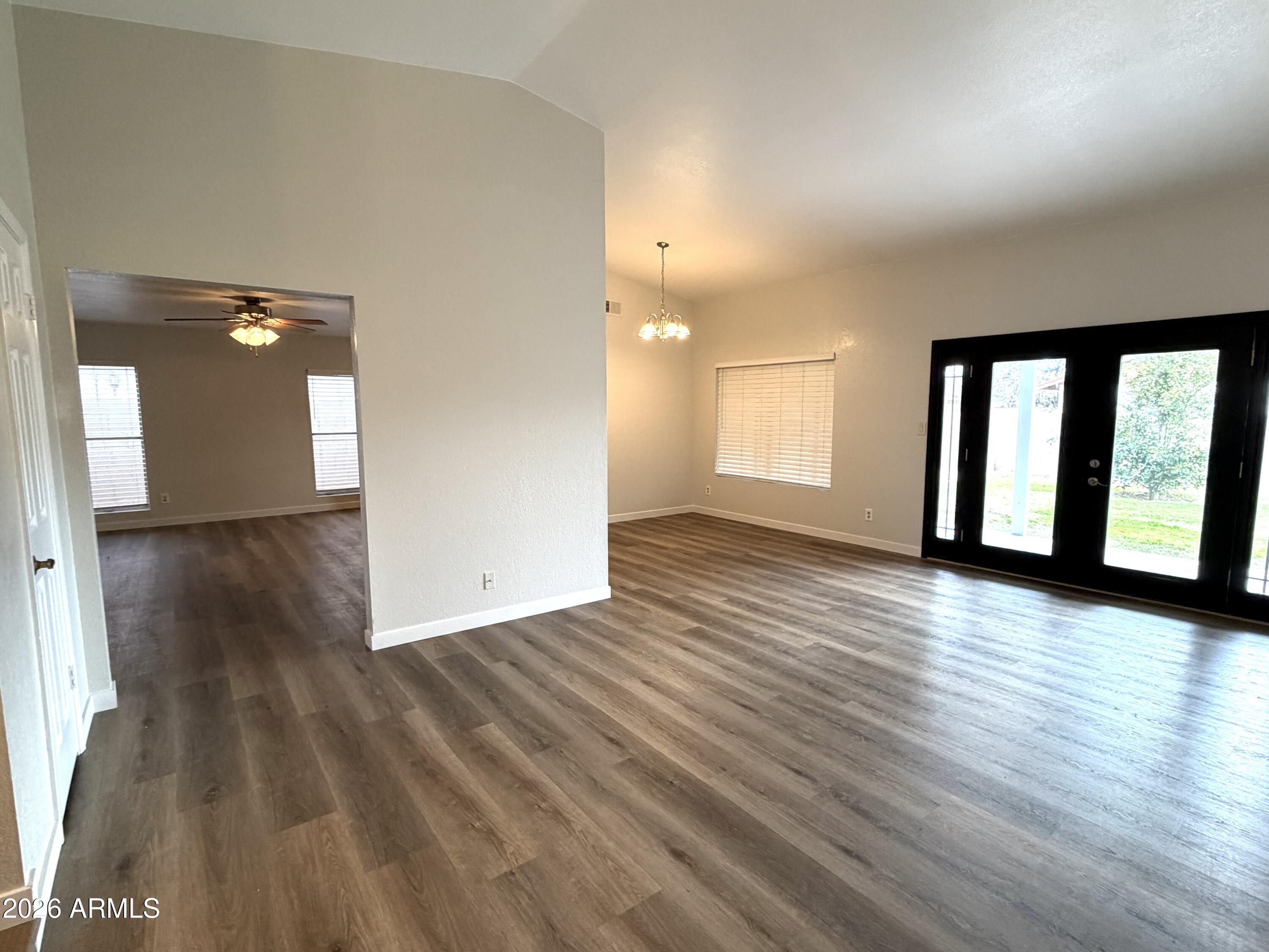 5401 W RIVIERA Drive