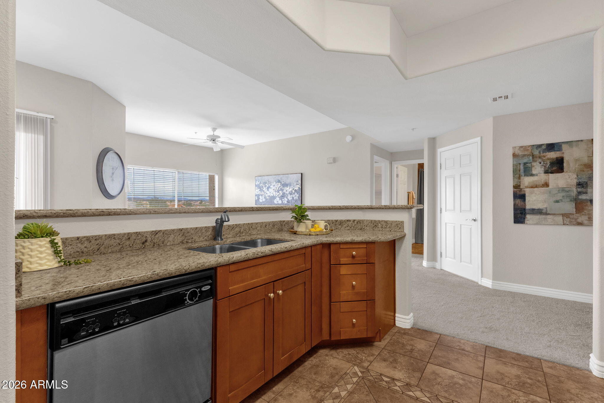 FOUR PEAKS VISTA CONDOMINIUM - Residential