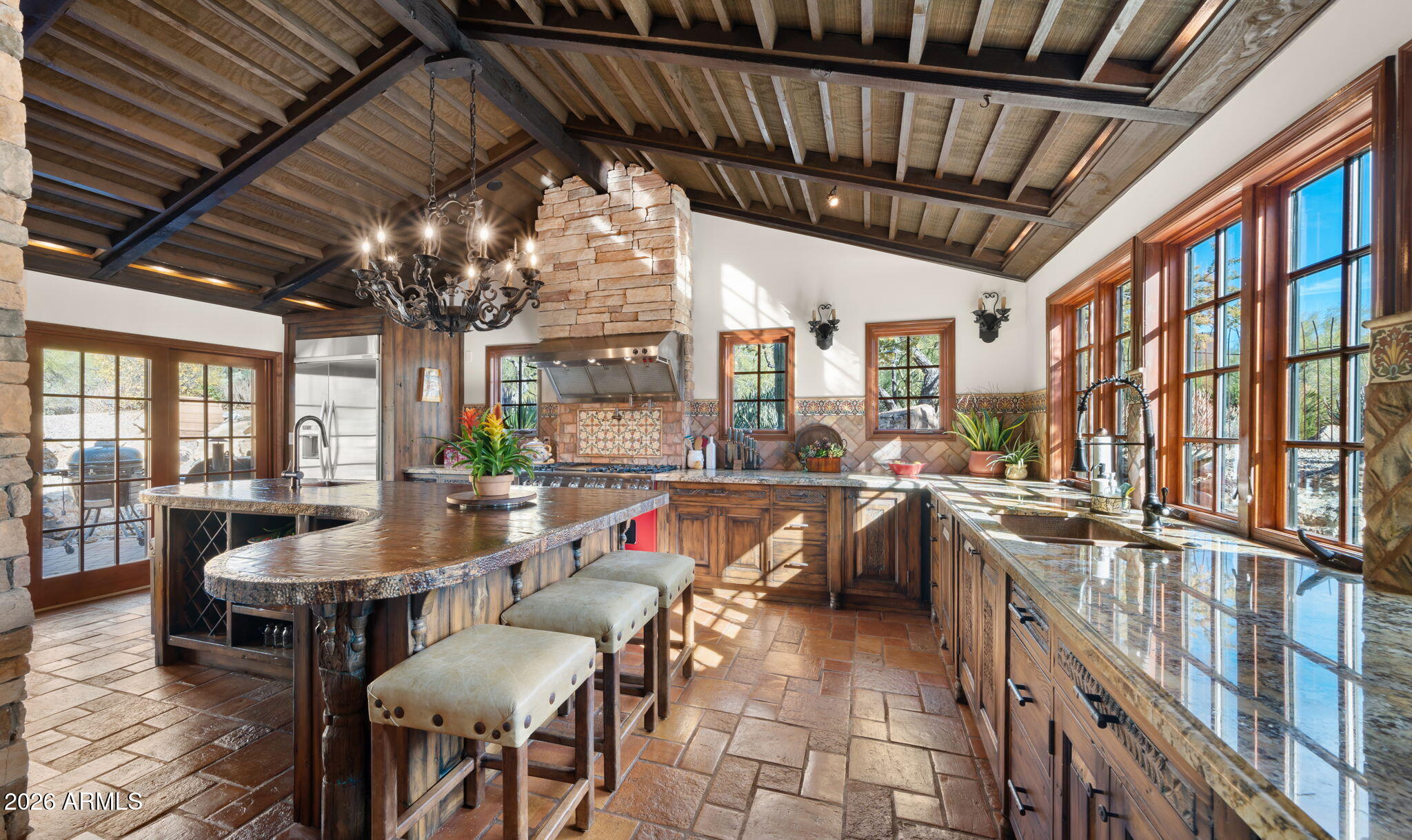 CAREFREE - Black Mountain - Residential