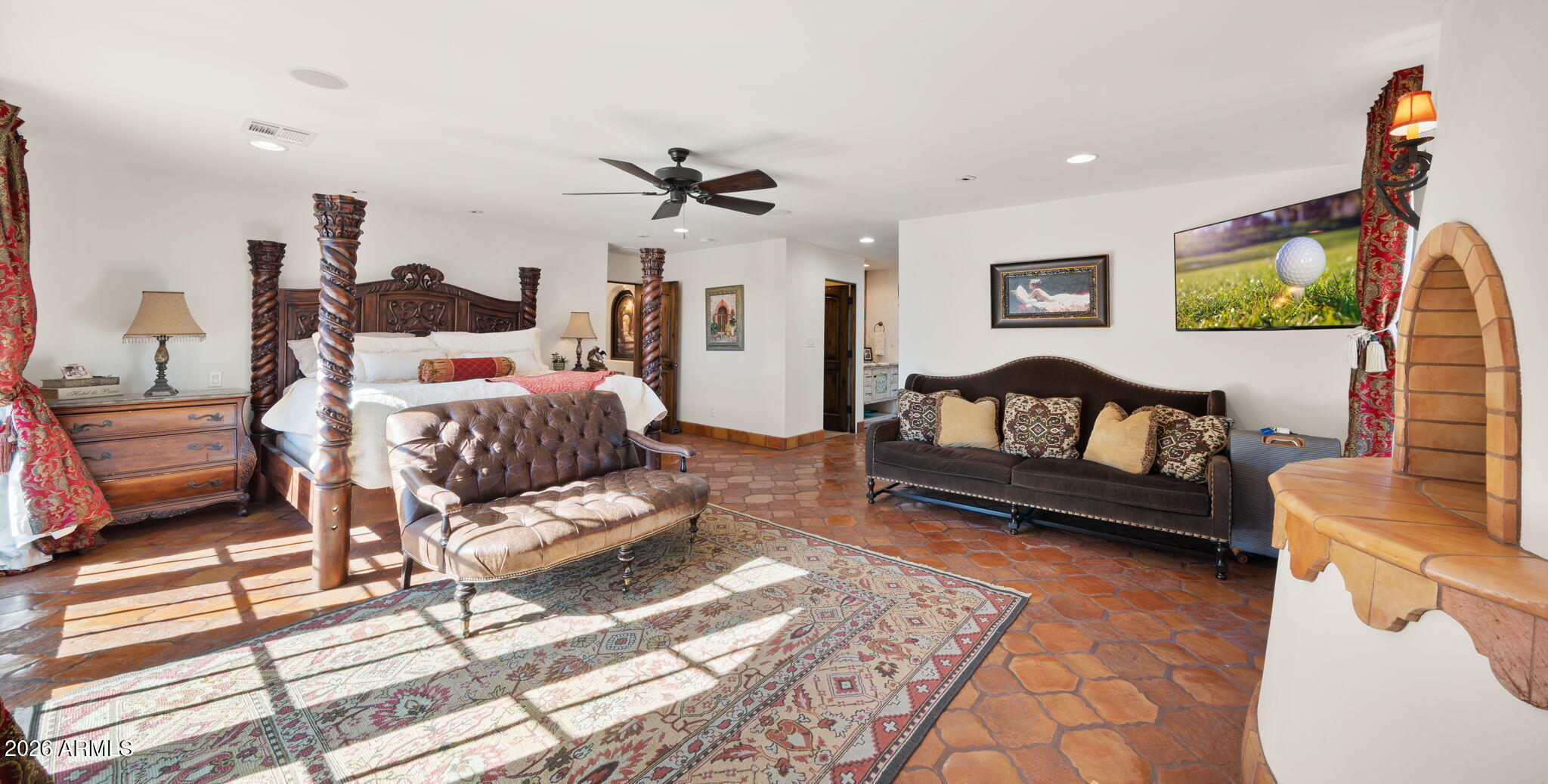 CAREFREE - Black Mountain - Residential