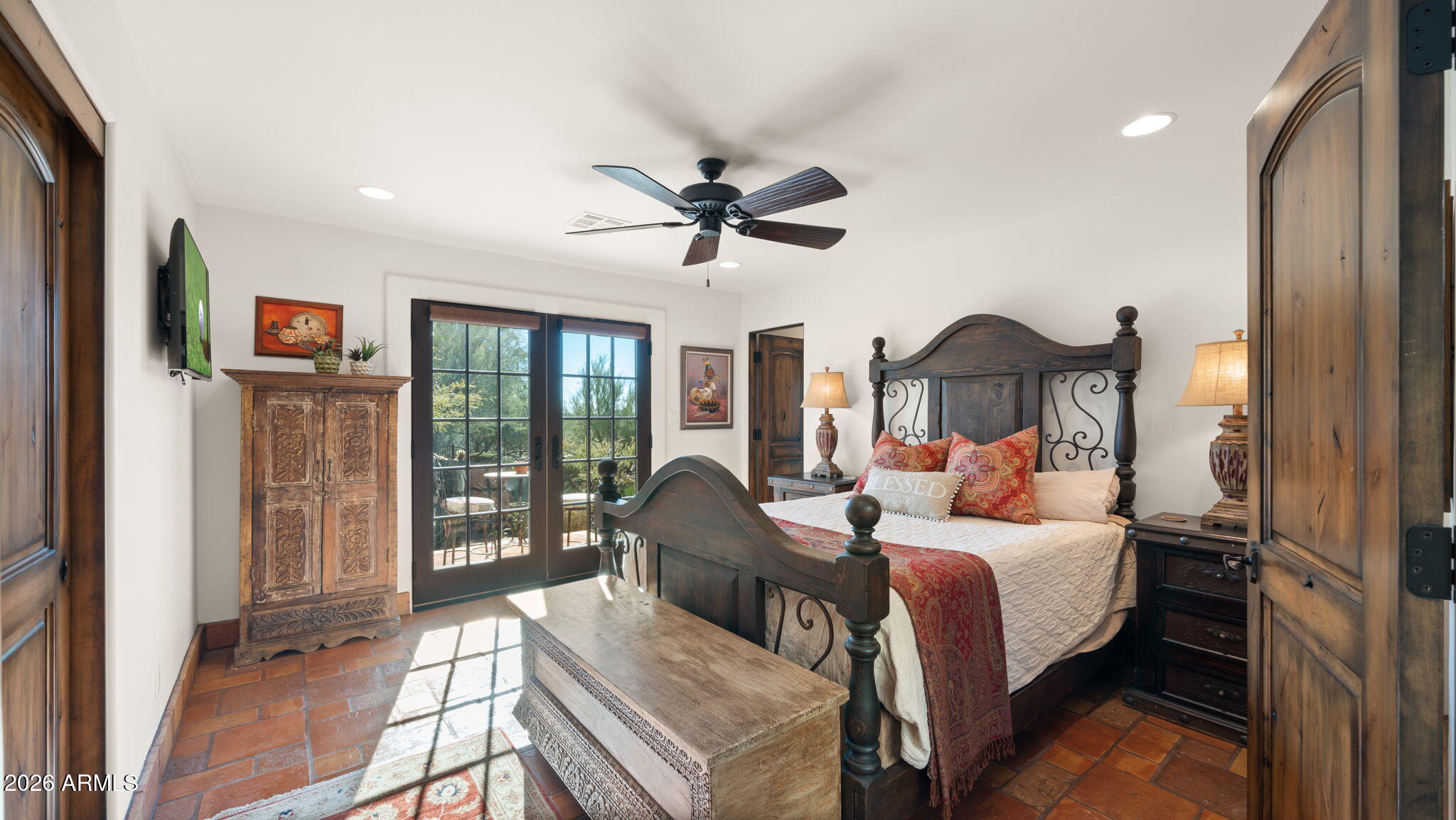 CAREFREE - Black Mountain - Residential