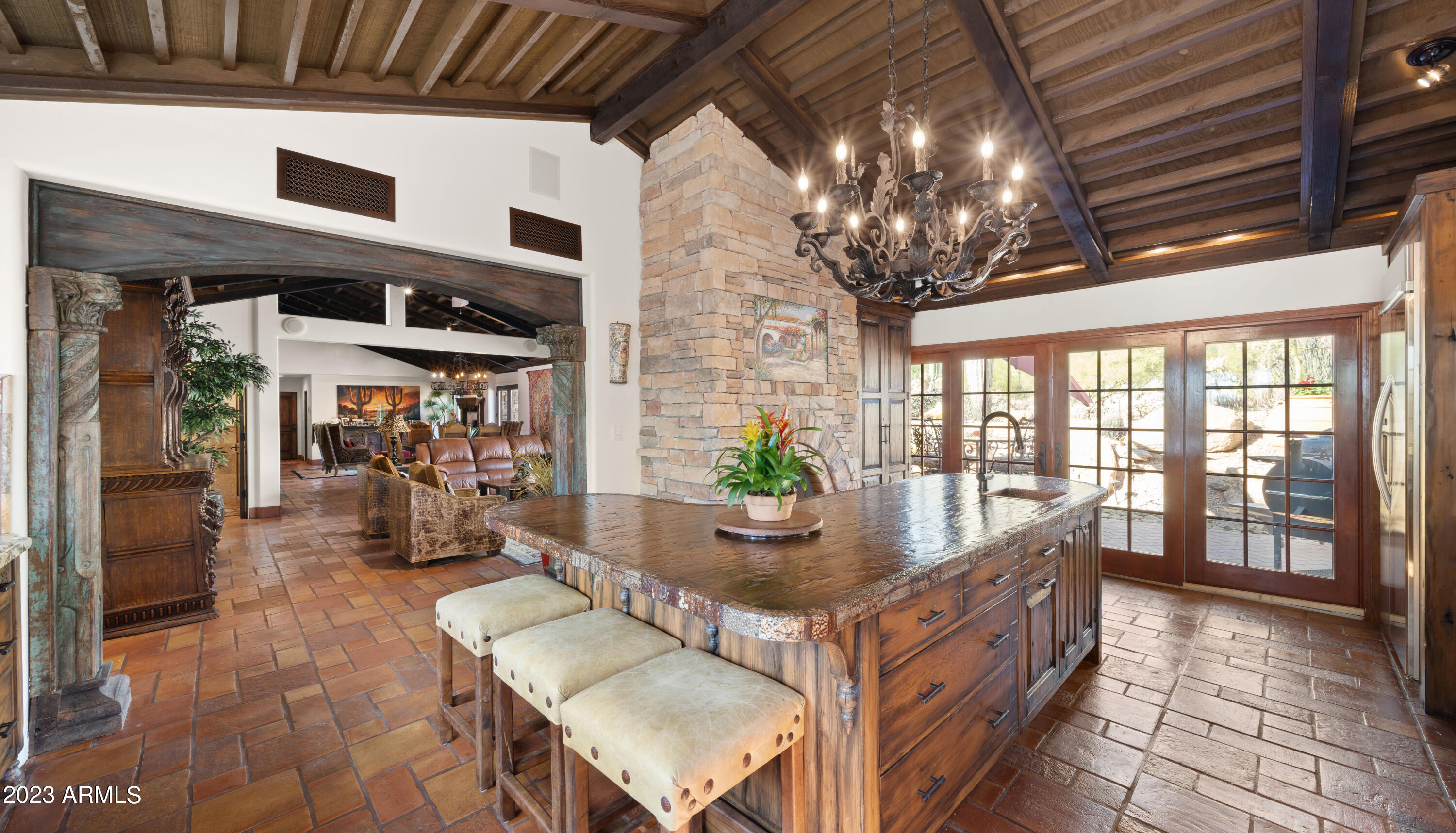 35035 N WHILEAWAY Road