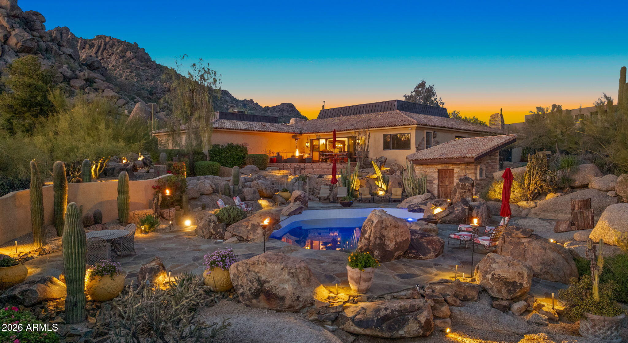 CAREFREE - Black Mountain - Residential