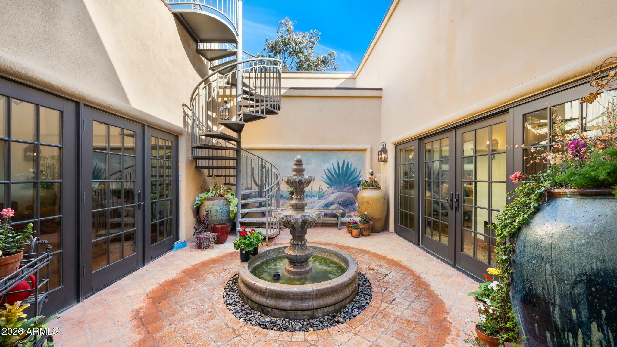 CAREFREE - Black Mountain - Residential