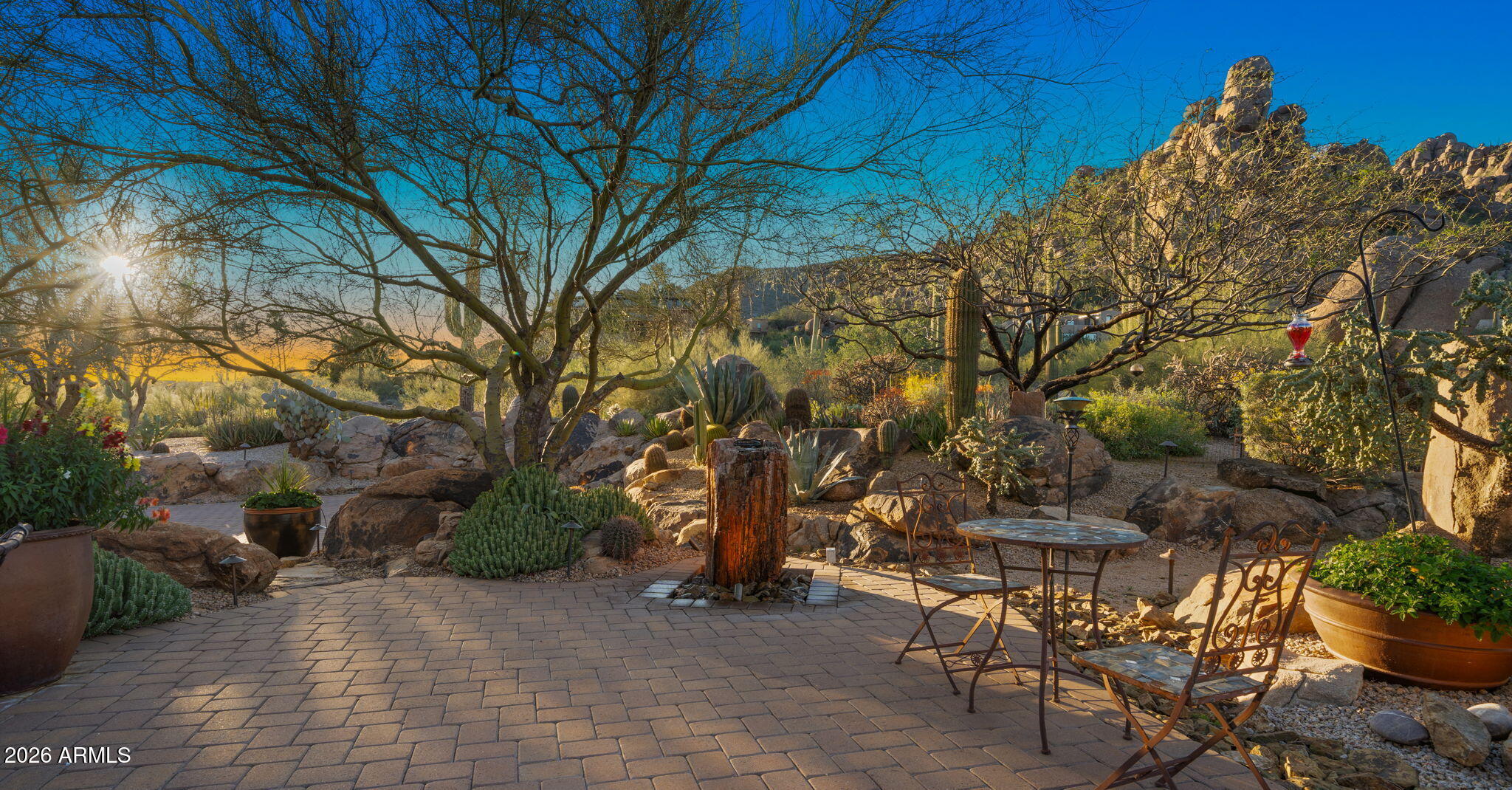 CAREFREE - Black Mountain - Residential