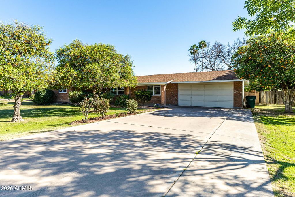 Photo of 1905 E Gary Street, Mesa, AZ 85203 (MLS # 6995551)