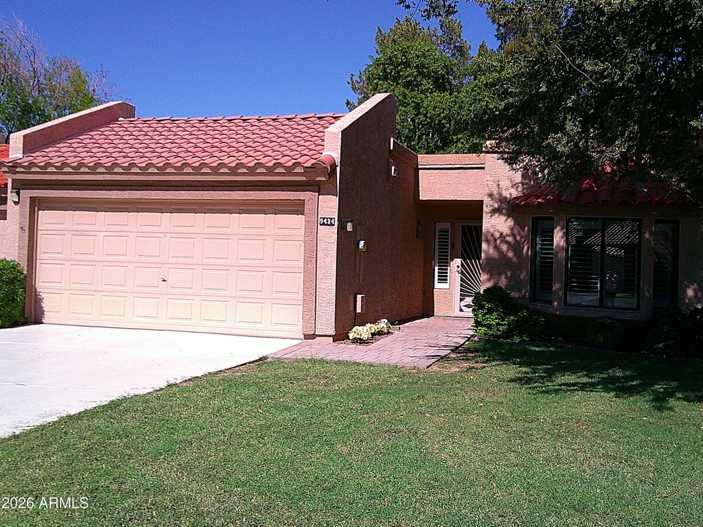 Photo of 9434 W Mcrae Way, Peoria, AZ 85382 (MLS # 7090435)