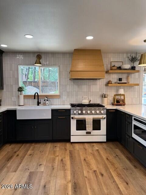 1010 W BOULDER Lane