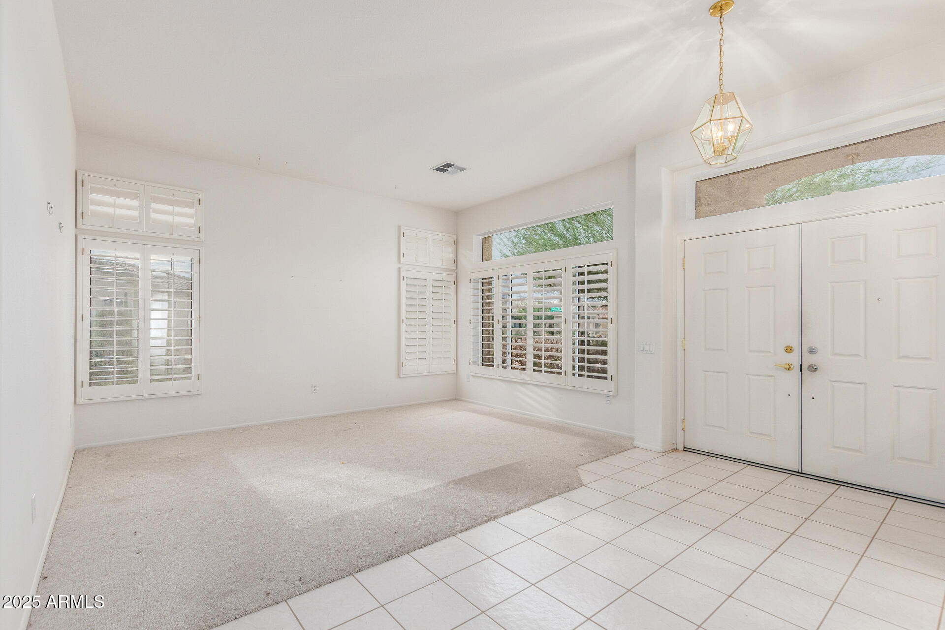 14211 W HORIZON Drive