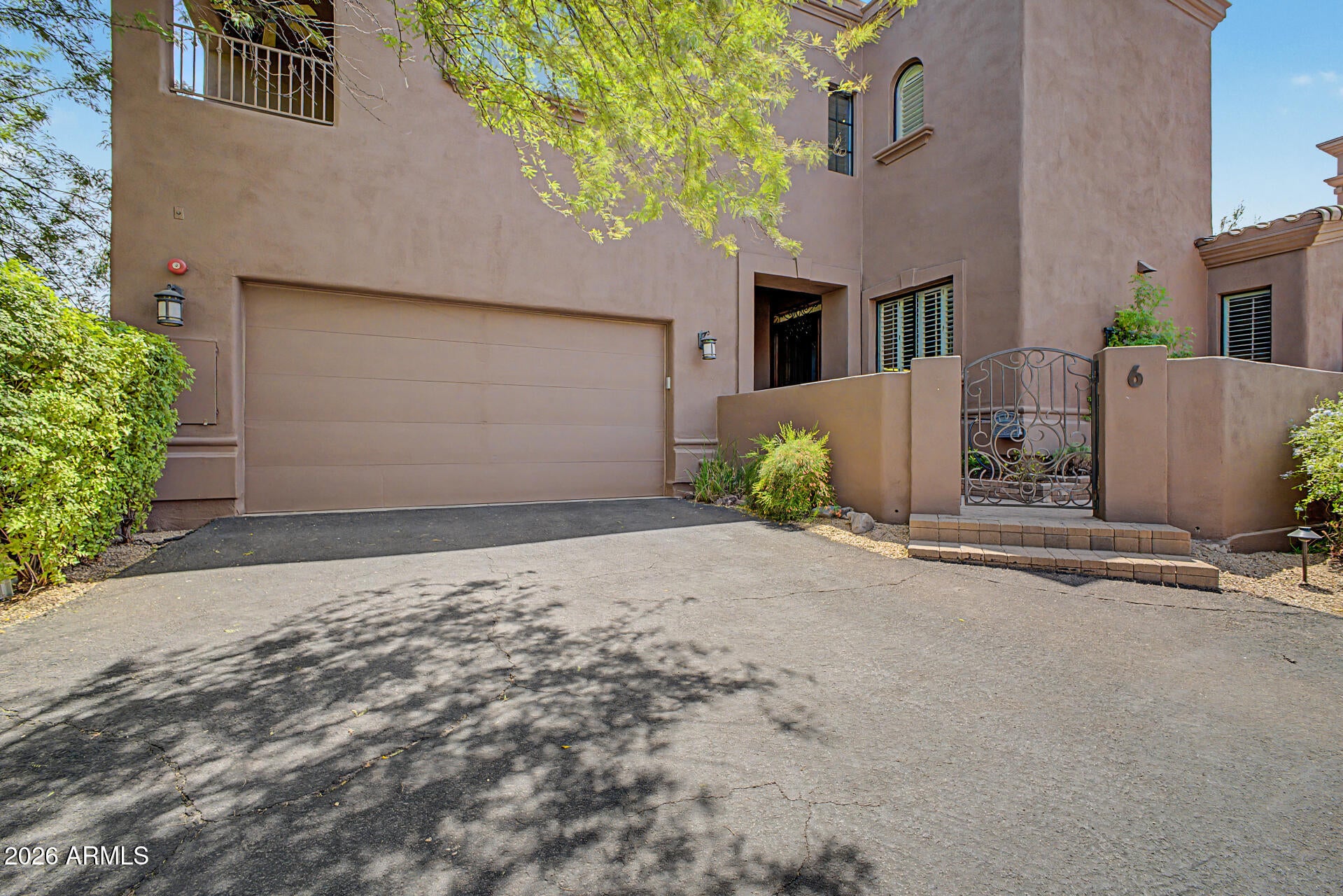7200 E RIDGEVIEW Place 6