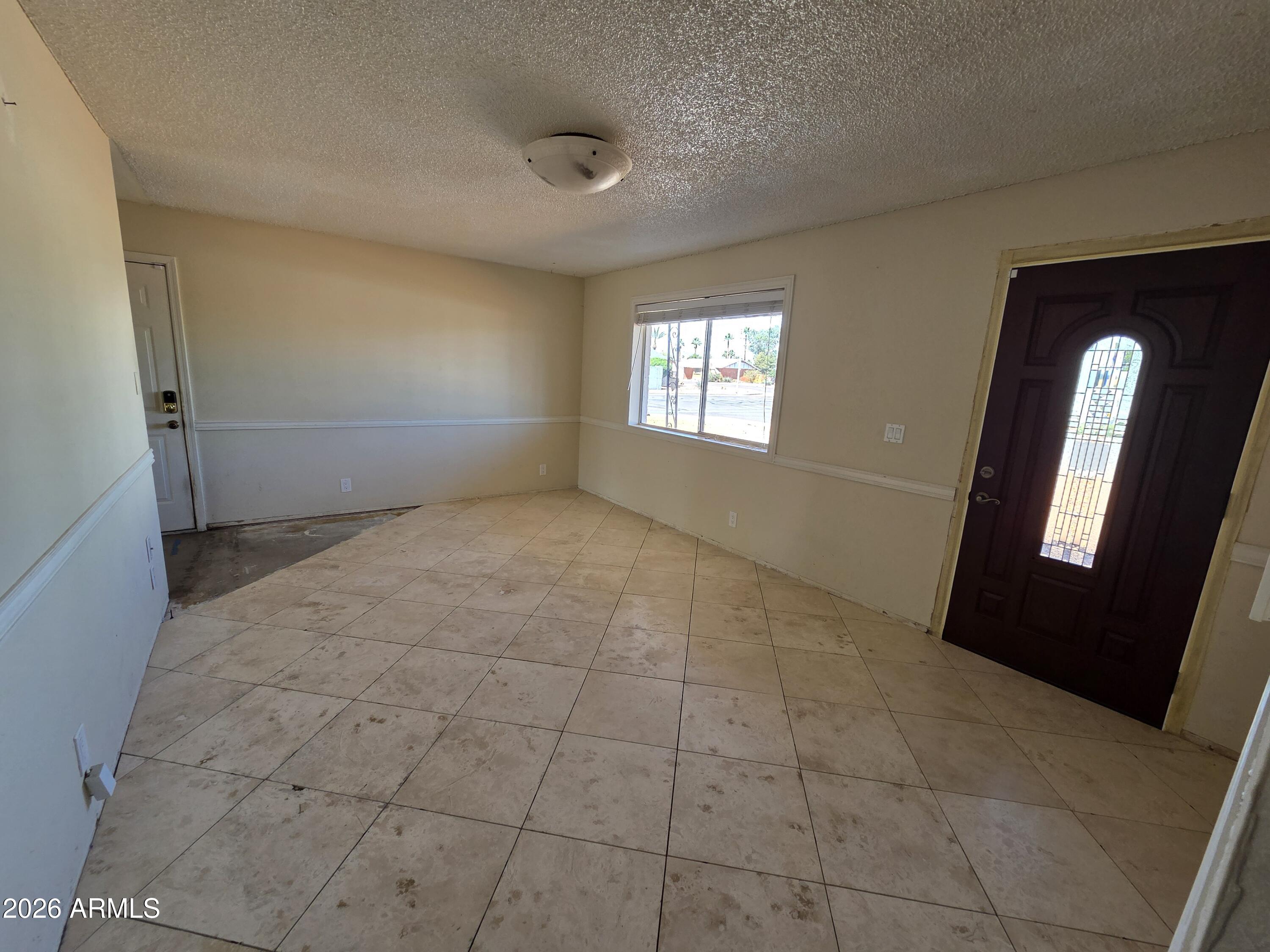 8403 E HEATHERBRAE Drive