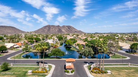 5812 W DEL LAGO Circle Glendale AZ 85308