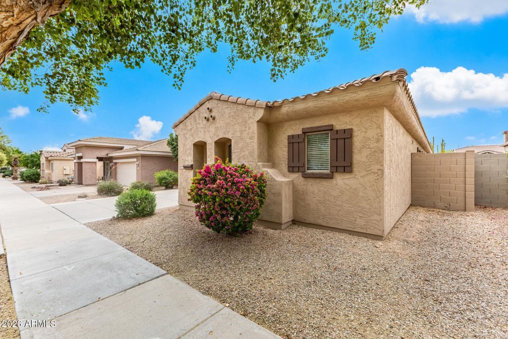 Photo of 17447 W Yavapai Street, Goodyear, AZ 85338 (MLS # 7006040)