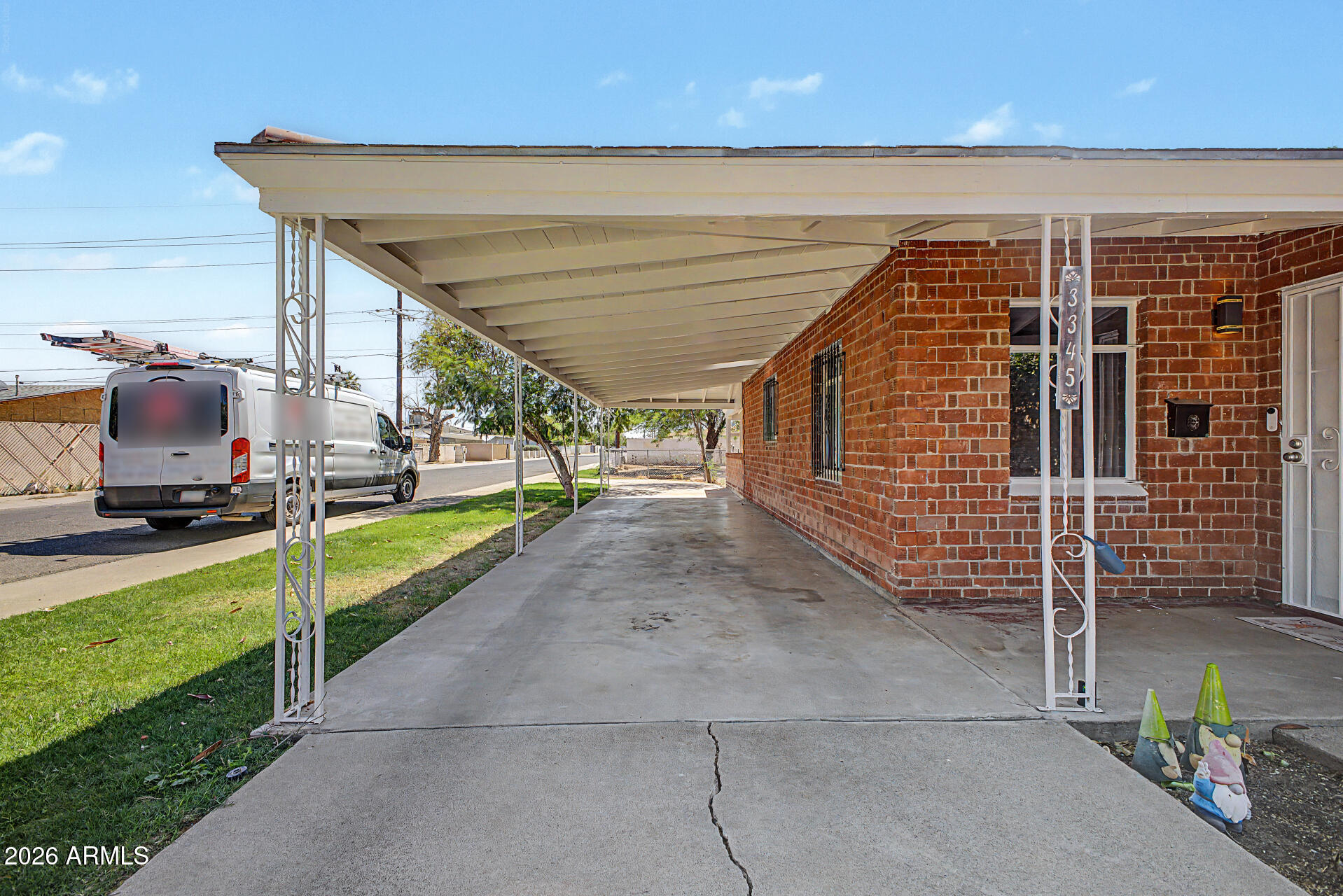 3345 E GARFIELD Street