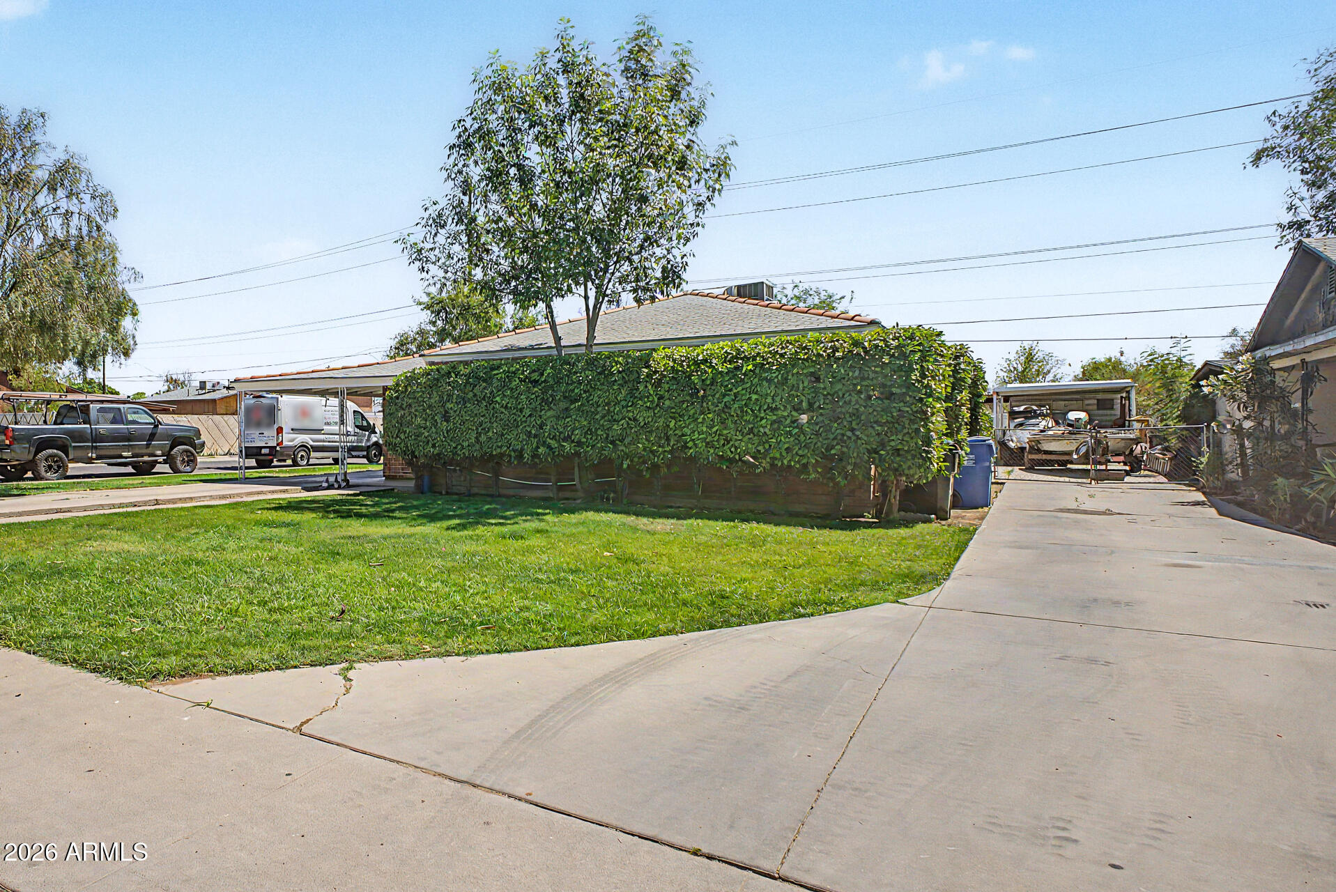 3345 E GARFIELD Street