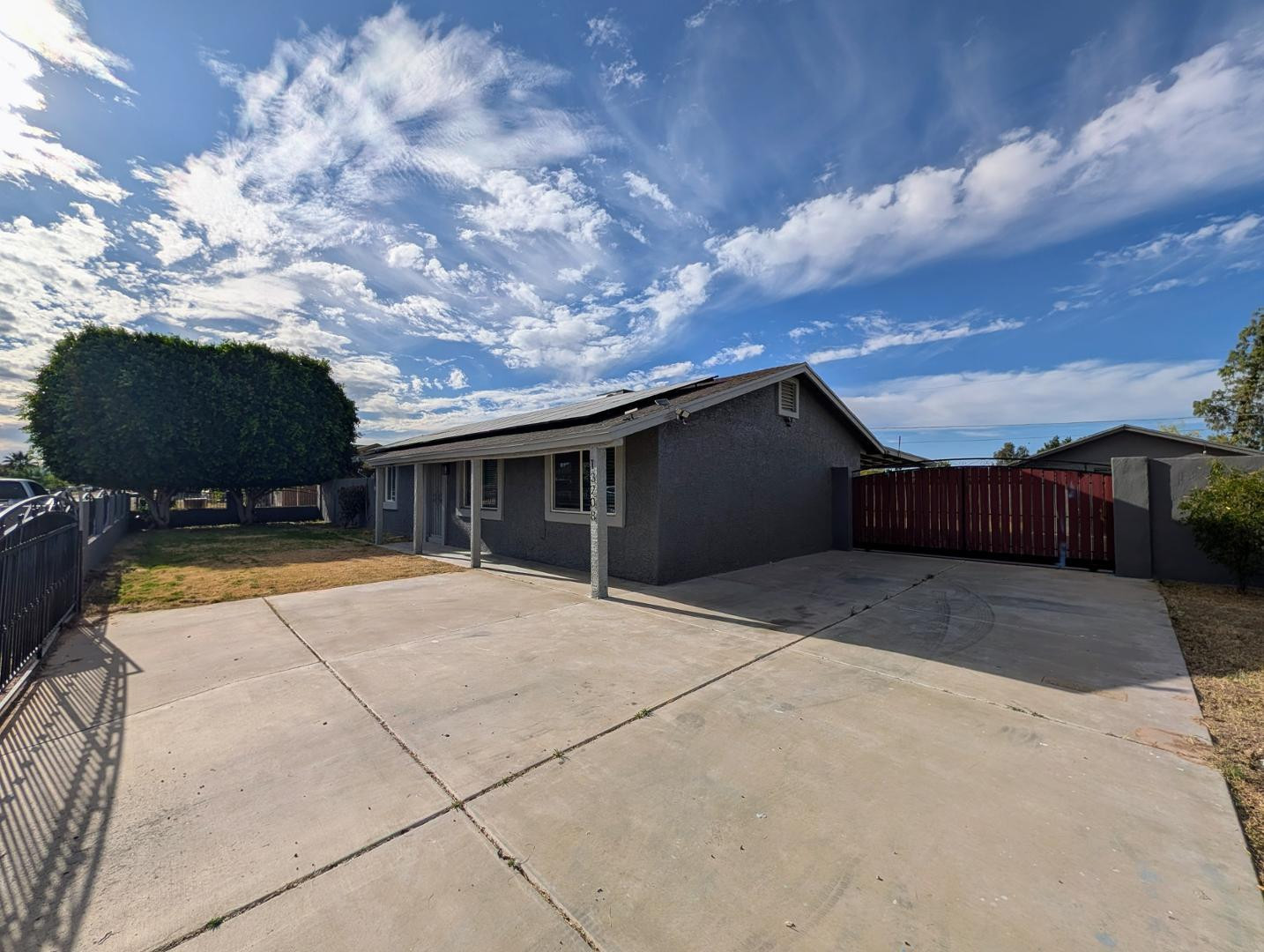 13208 W TUCKEY Lane