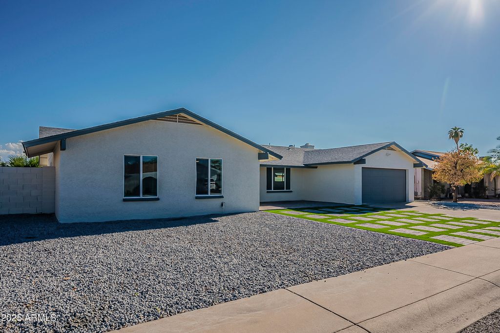 Photo of 3935 W Muriel Drive, Glendale, AZ 85308 (MLS # 6922928)