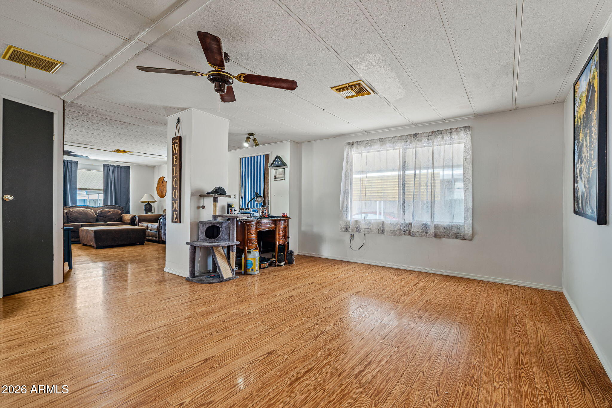 2609 W Southern Avenue 398