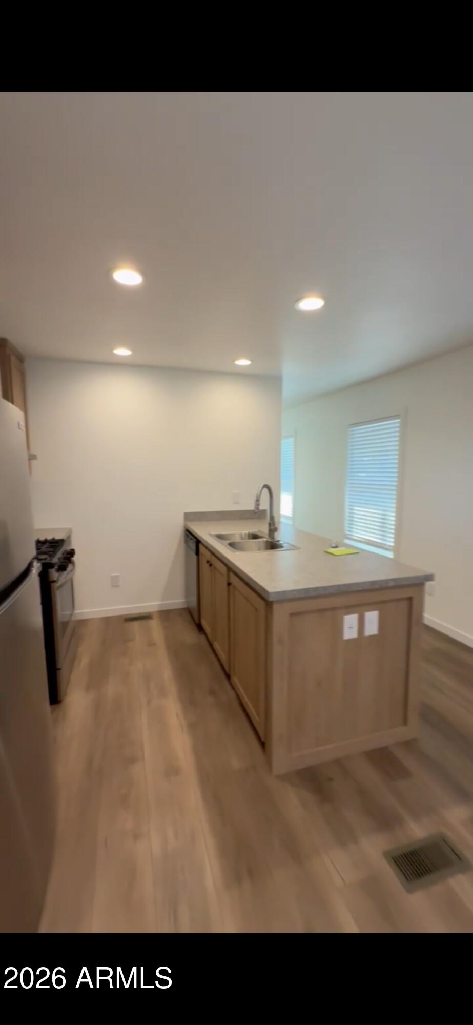 5201 W CAMELBACK Road FP214
