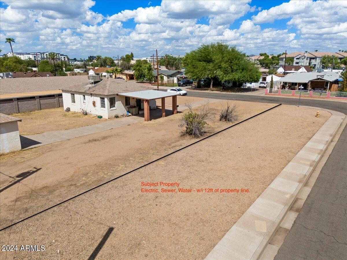 1725 E ROMA Avenue 11