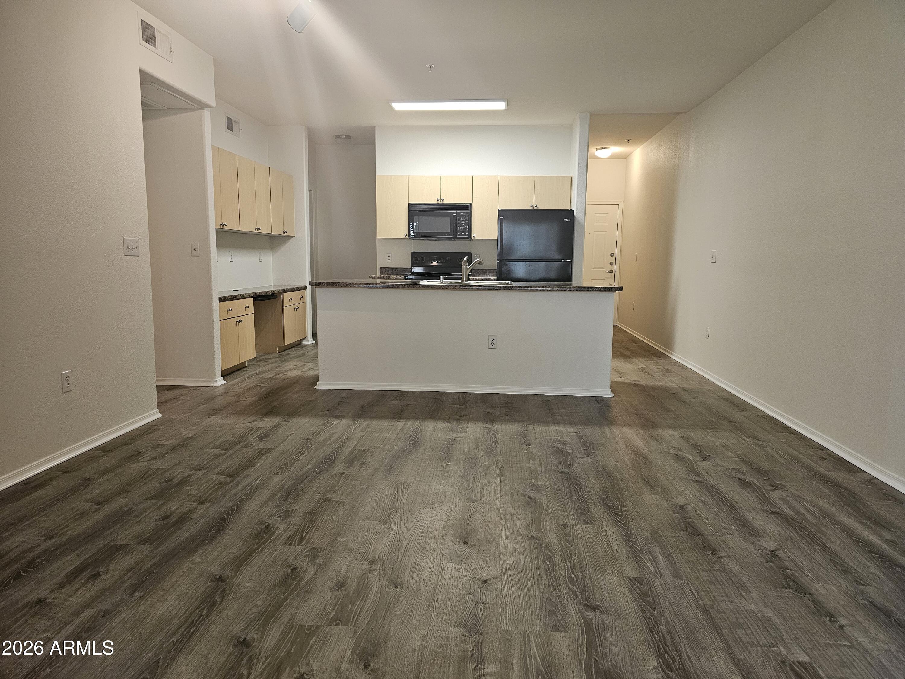 18416 N CAVE CREEK Road 1075