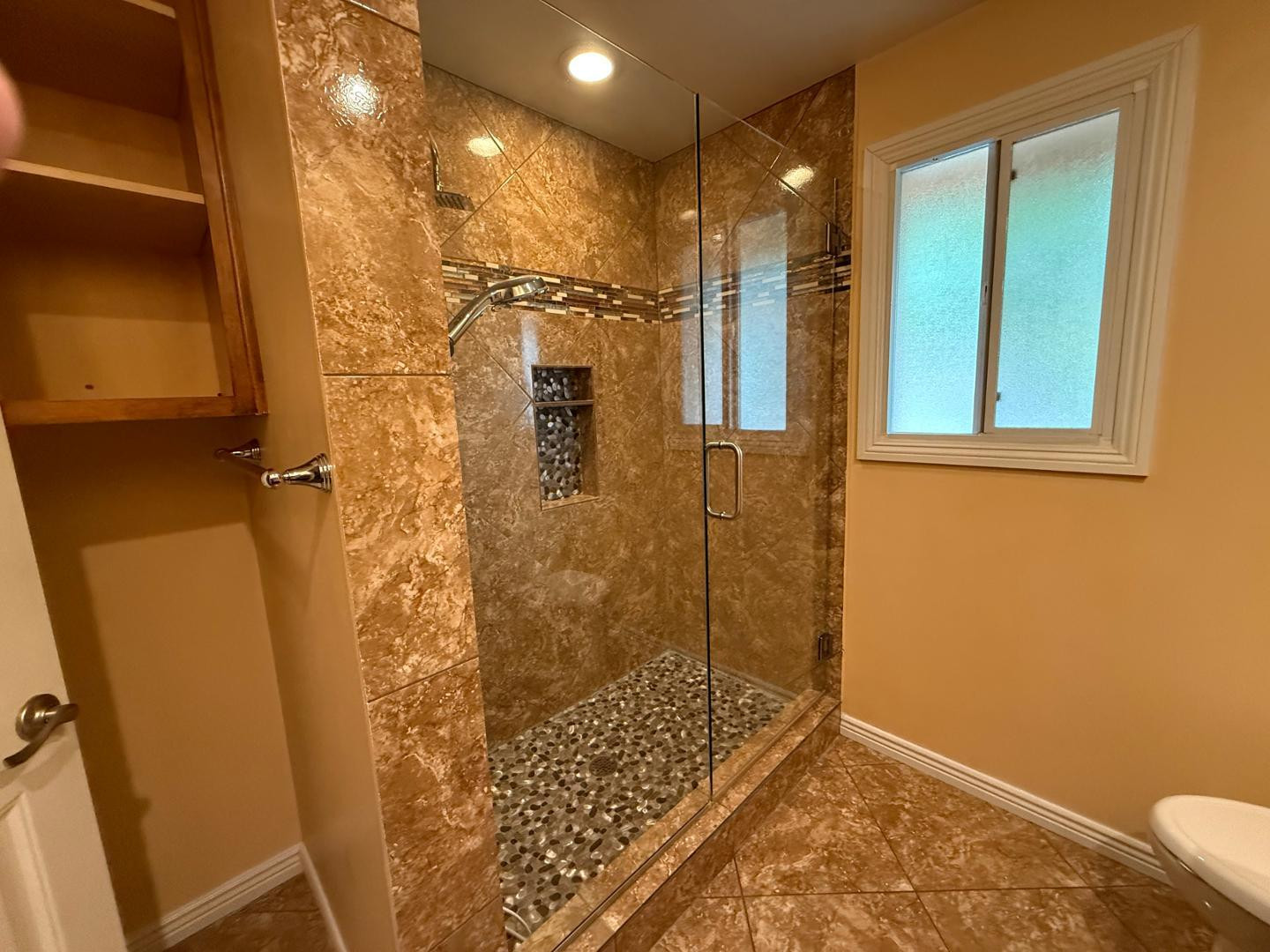 4028 W Augusta Avenue