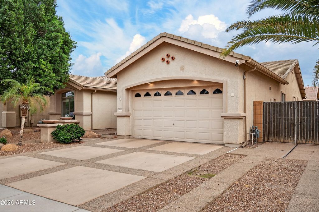 Photo of 12551 W Vista Paseo Drive, Litchfield Park, AZ 85340 (MLS # 6981504)