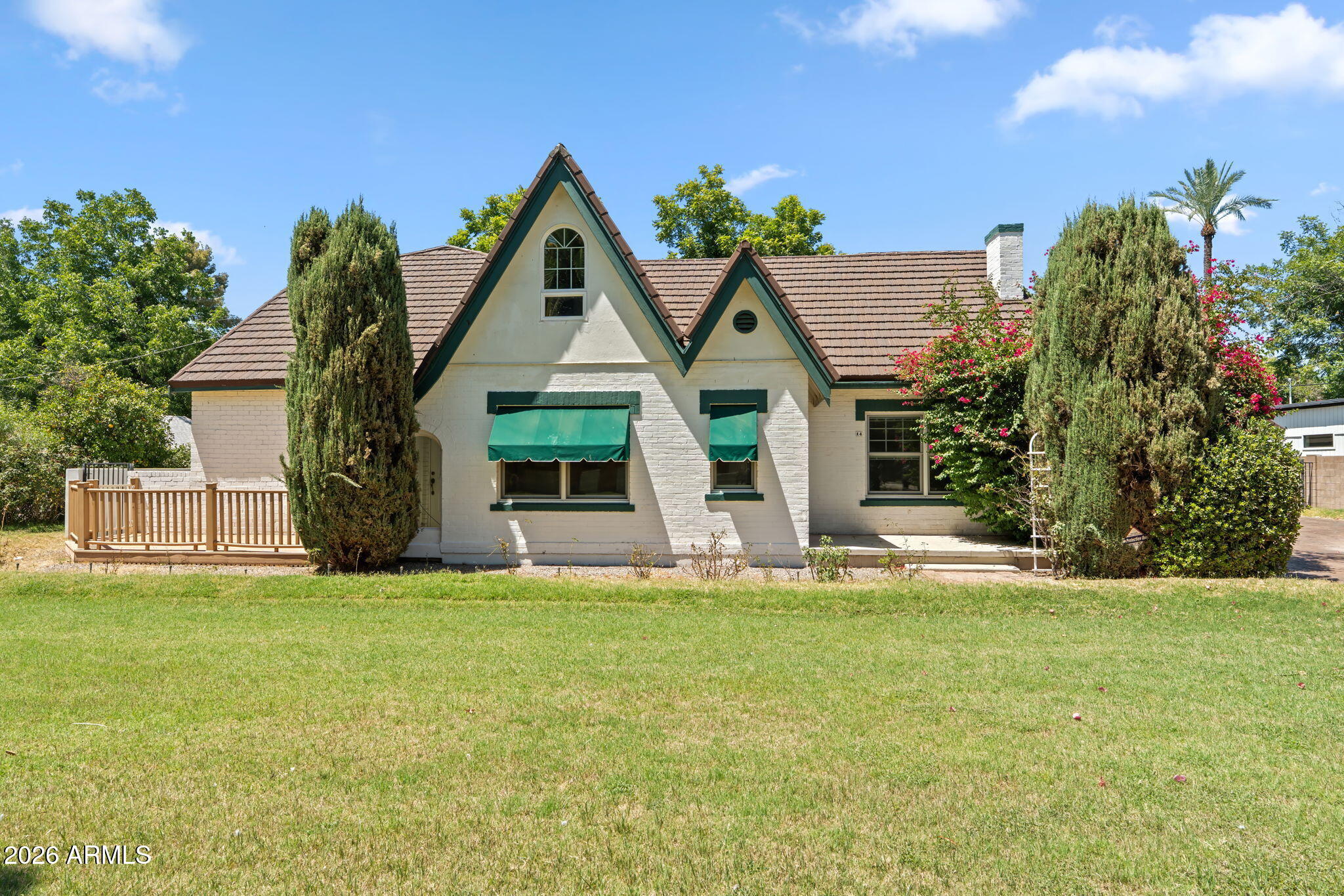 14 W COLTER Street