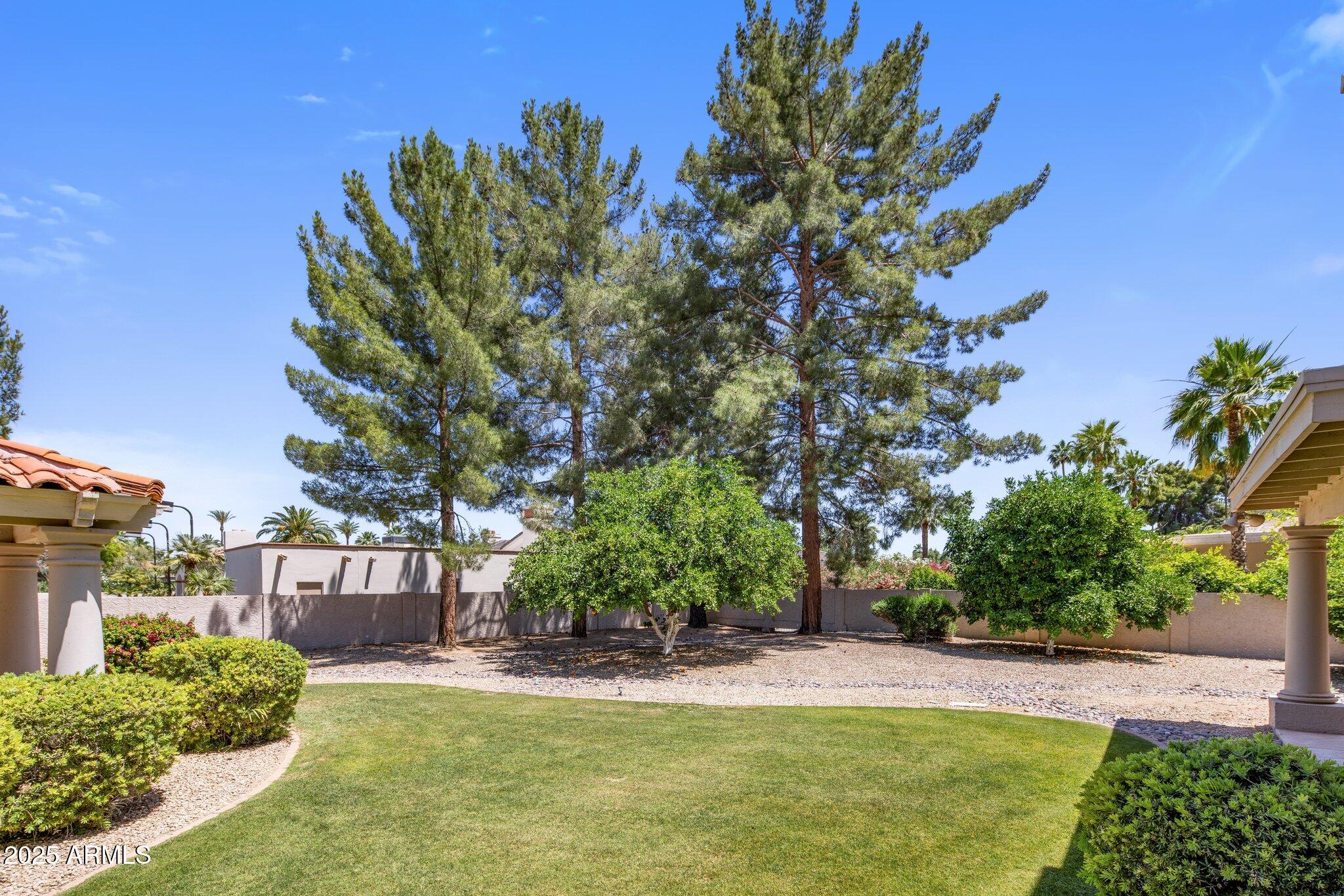 CAMELBACK COUNTRY ESTATES UNIT 1 LOTS 1 THRU 23 25 - Residential